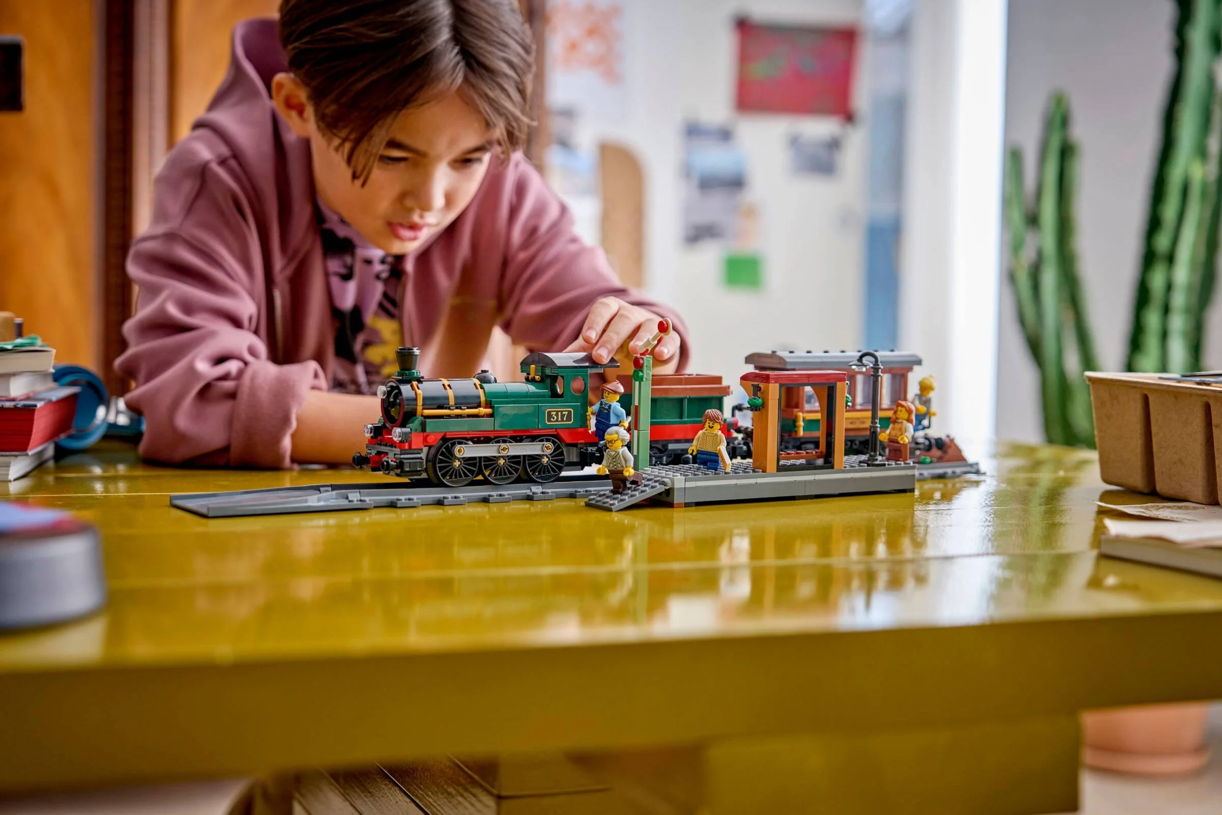 LEGO® 60511 Retro pociąg z lokomotywą parową - zdjęcie 9