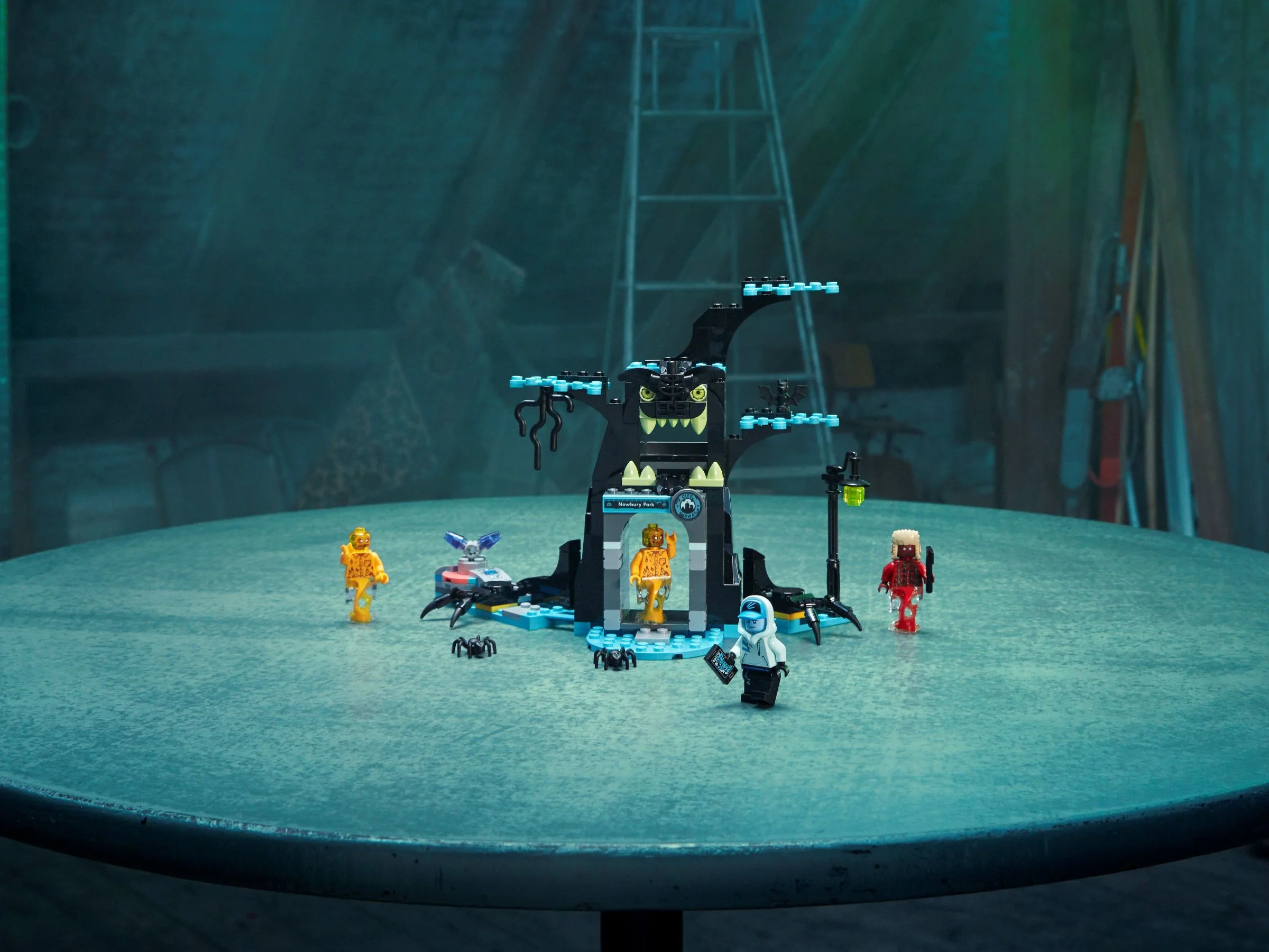 LEGO® 70427 Witaj w Hidden Side - zdjęcie 9
