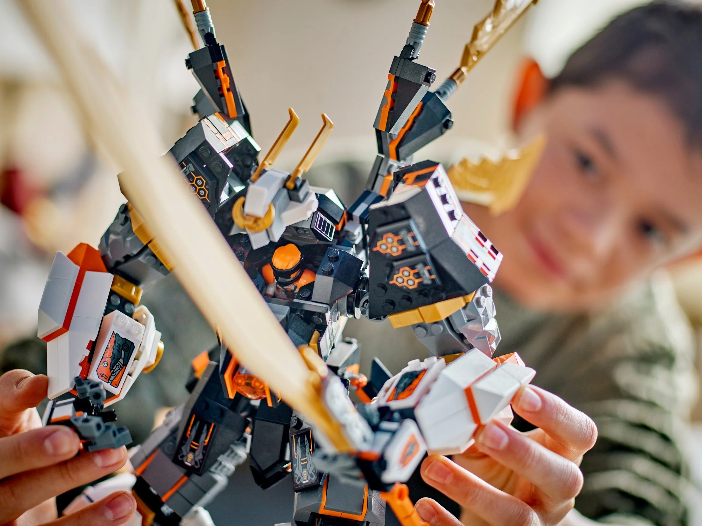LEGO® 71821 Tytanowy smok-mech Cole’a - zdjęcie 7