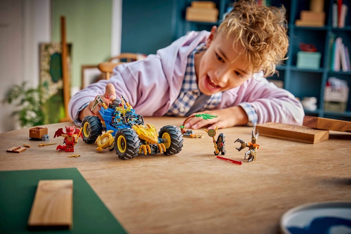LEGO® 71856 Wielofunkcyjny samochód Jaya - zdjęcie 11