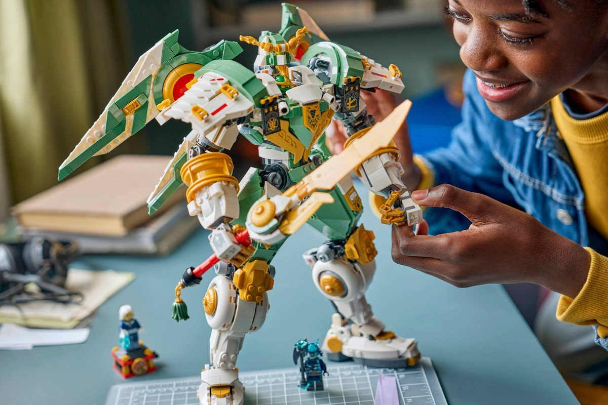 LEGO® 71860 Tytanowy mech Lloyda - 15. rocznica - zdjęcie 12
