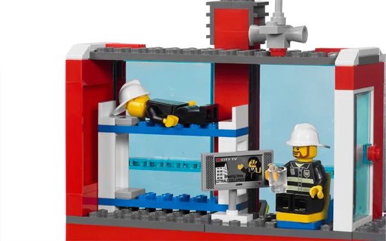 LEGO® 7208 Remiza Nowe - zdjęcie 13