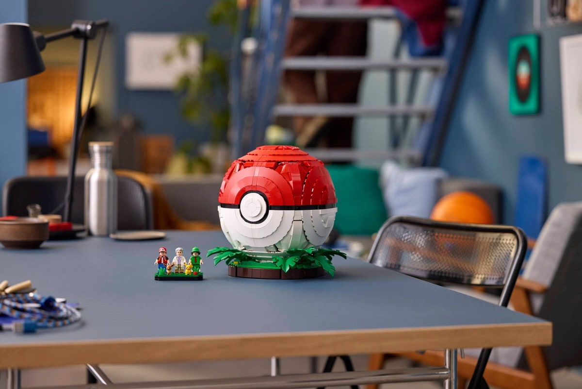 LEGO® 72154 Kultowy Pokéball z Trenerami - zdjęcie 14
