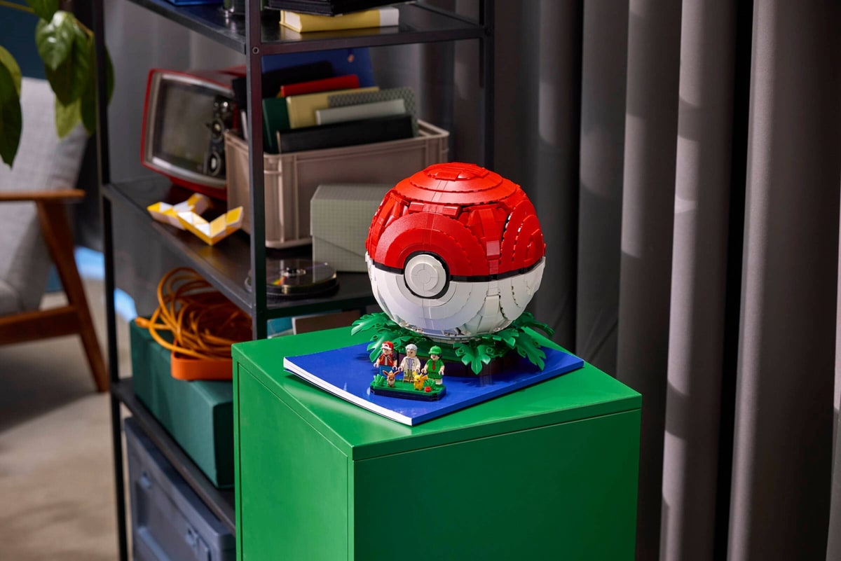 LEGO® 72154 Kultowy Pokéball z Trenerami - zdjęcie 16