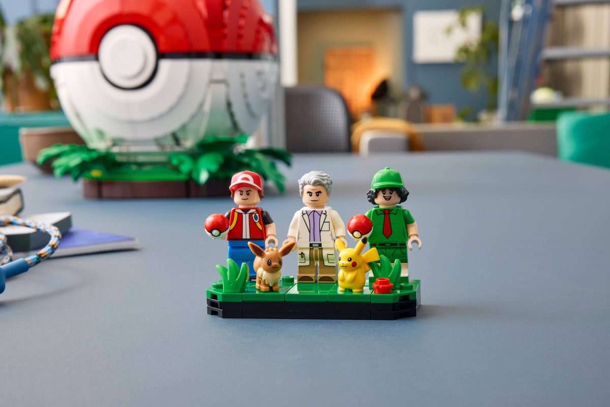 LEGO® 72154 Kultowy Pokéball z Trenerami - zdjęcie 7