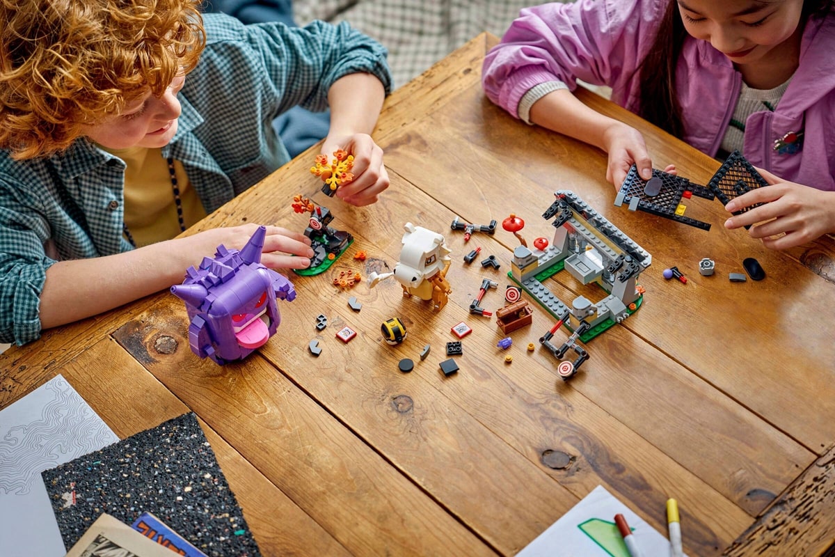 LEGO® 72166 SMART Play: Cubone i Gengar - upiorne starcie - zdjęcie 3