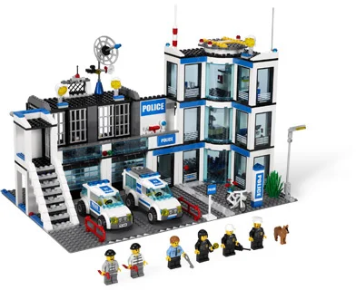 LEGO® 7498 Police Station - zdjęcie 2