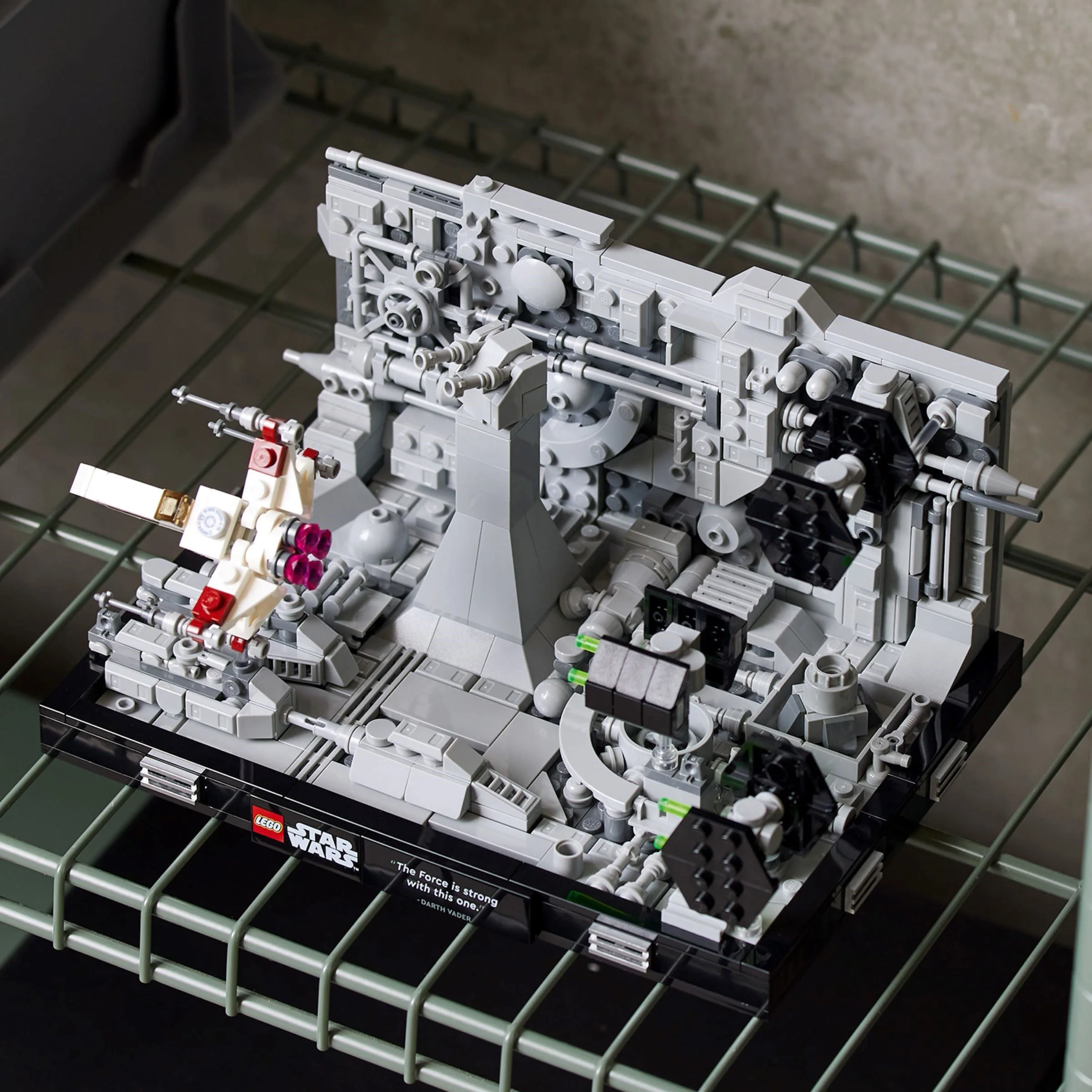 LEGO® 75329 Diorama: Szturm na Gwiazdę Śmierci™ - zdjęcie 5