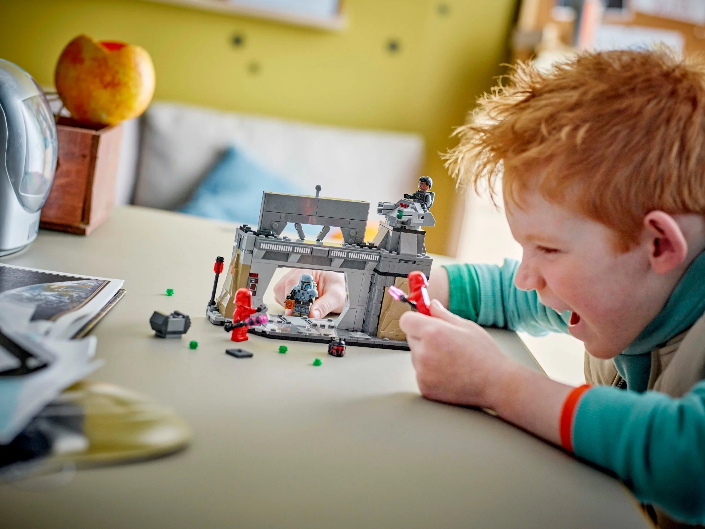 LEGO® 75386 Pojedynek Paza Vizsli™ i Moffa Gideona™ - zdjęcie 9