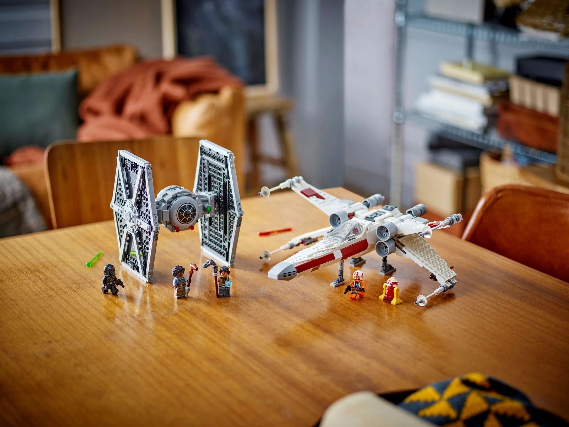 LEGO® 75393 Hybryda TIE Fightera i X-Winga - zdjęcie 8