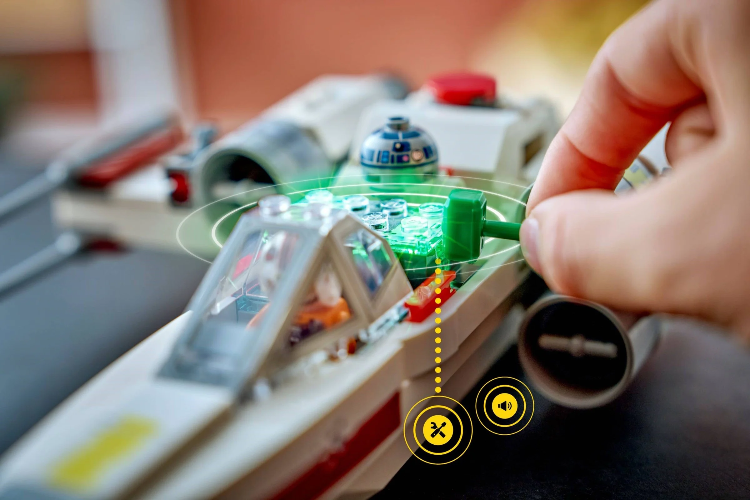 LEGO® 75423 LEGO Star Wars Smart Play X-Wing Czerwona Piątka Luke’a - zdjęcie 39