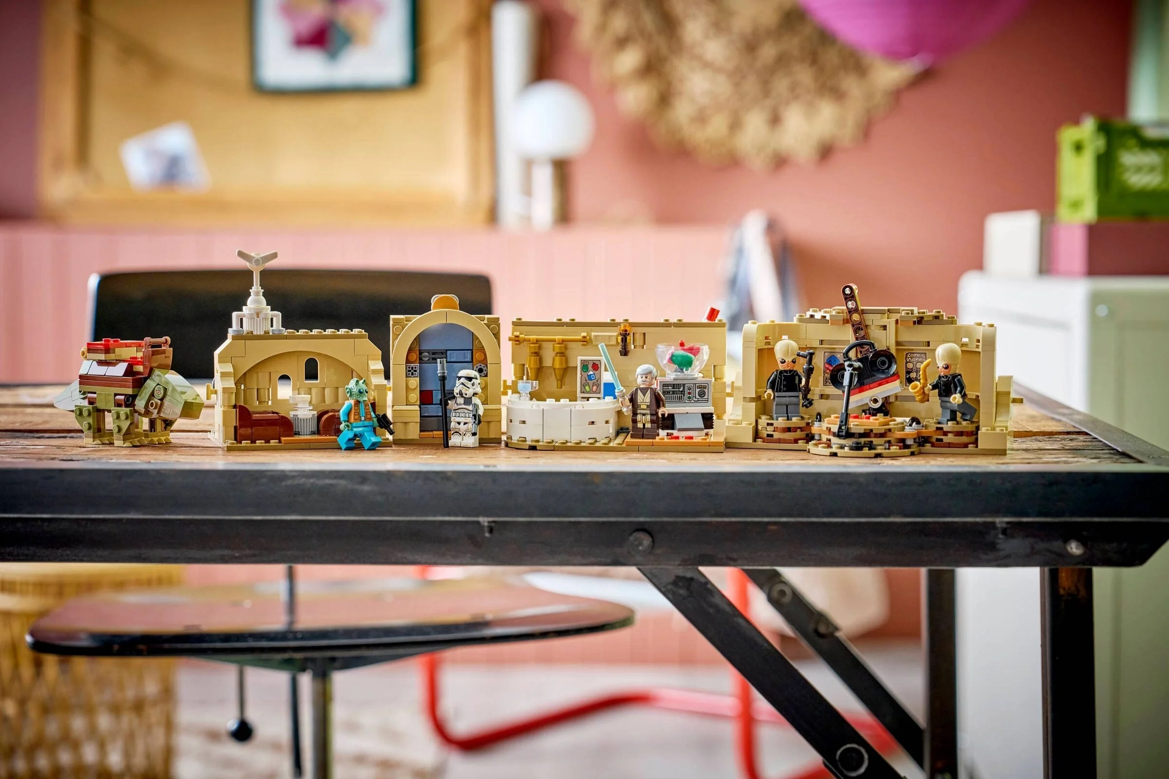 LEGO® 75425 LEGO Star Wars SMART Play Kantyna Mos Eisley - zdjęcie 12