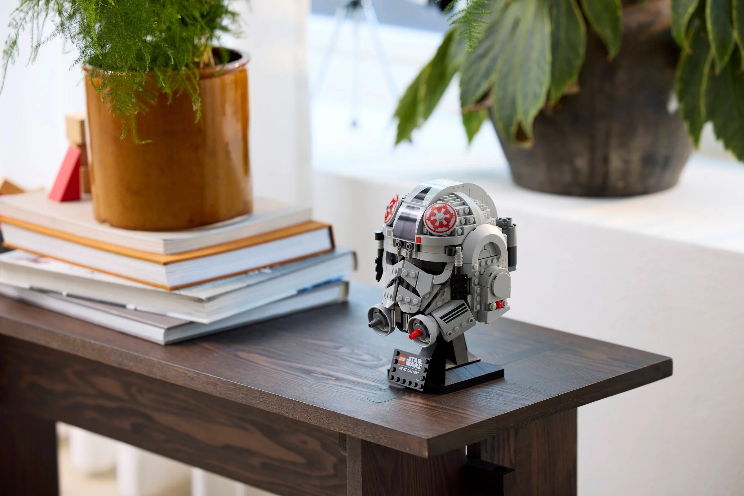 LEGO® 75429 Hełm operatora AT-AT - zdjęcie 5