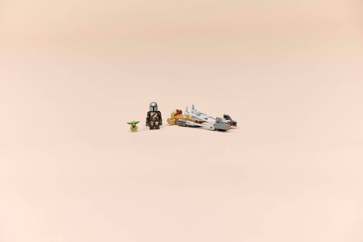LEGO® 75436 Śmigacz Mandalorianina i Grogu - zdjęcie 14
