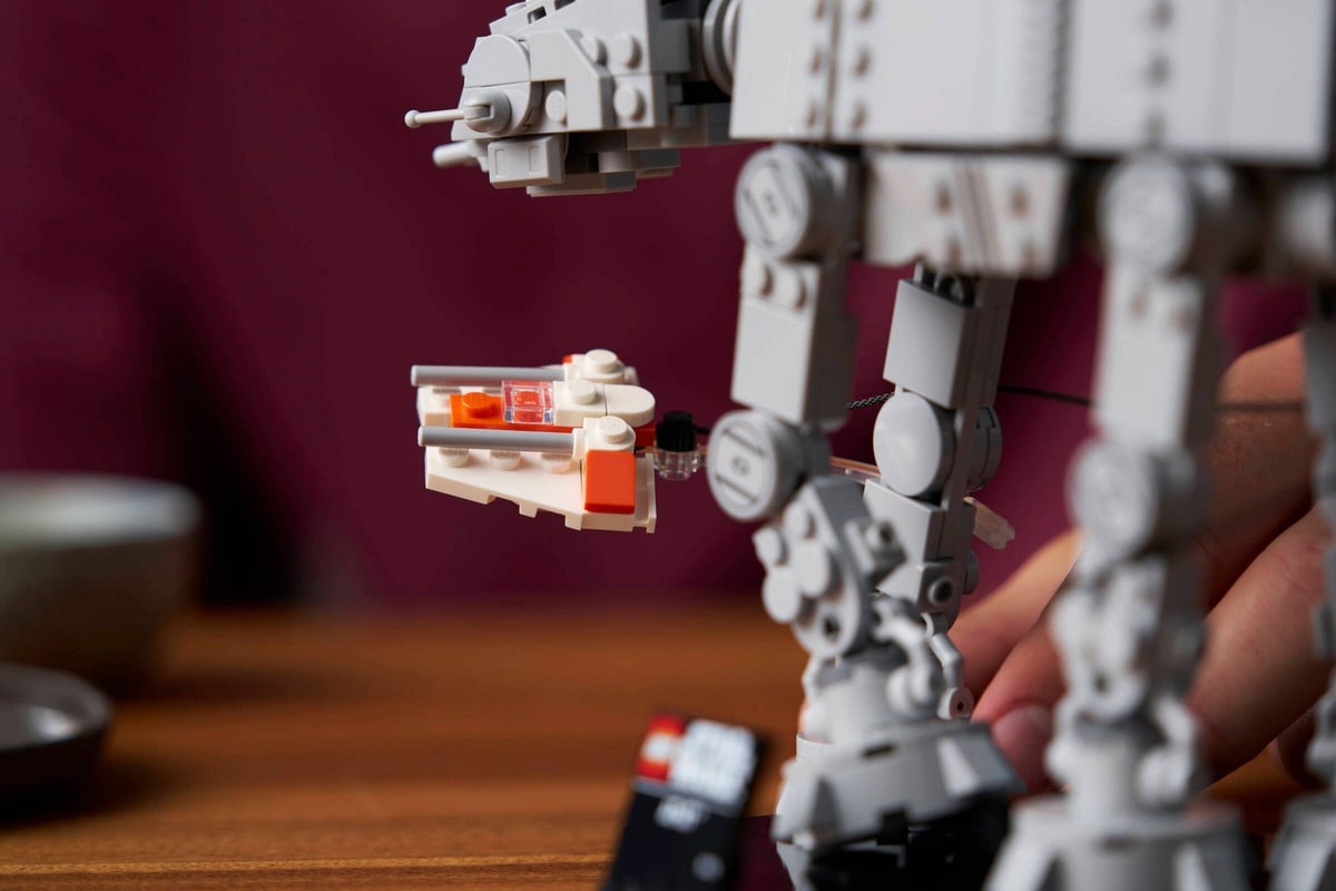 LEGO® 75440 AT-AT - zdjęcie 8