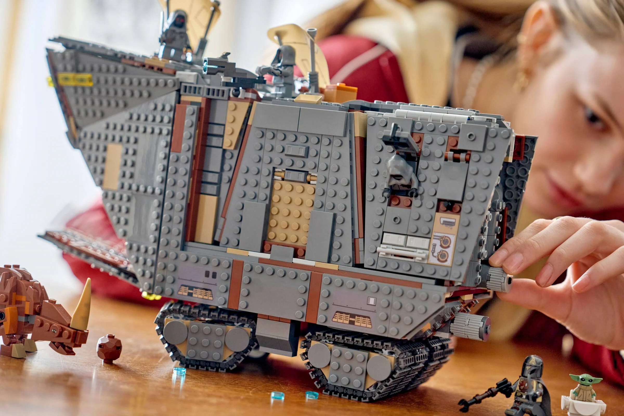 LEGO® 75453 Piaskoczołg wędrownych Jawów i bagnorożec - zdjęcie 17