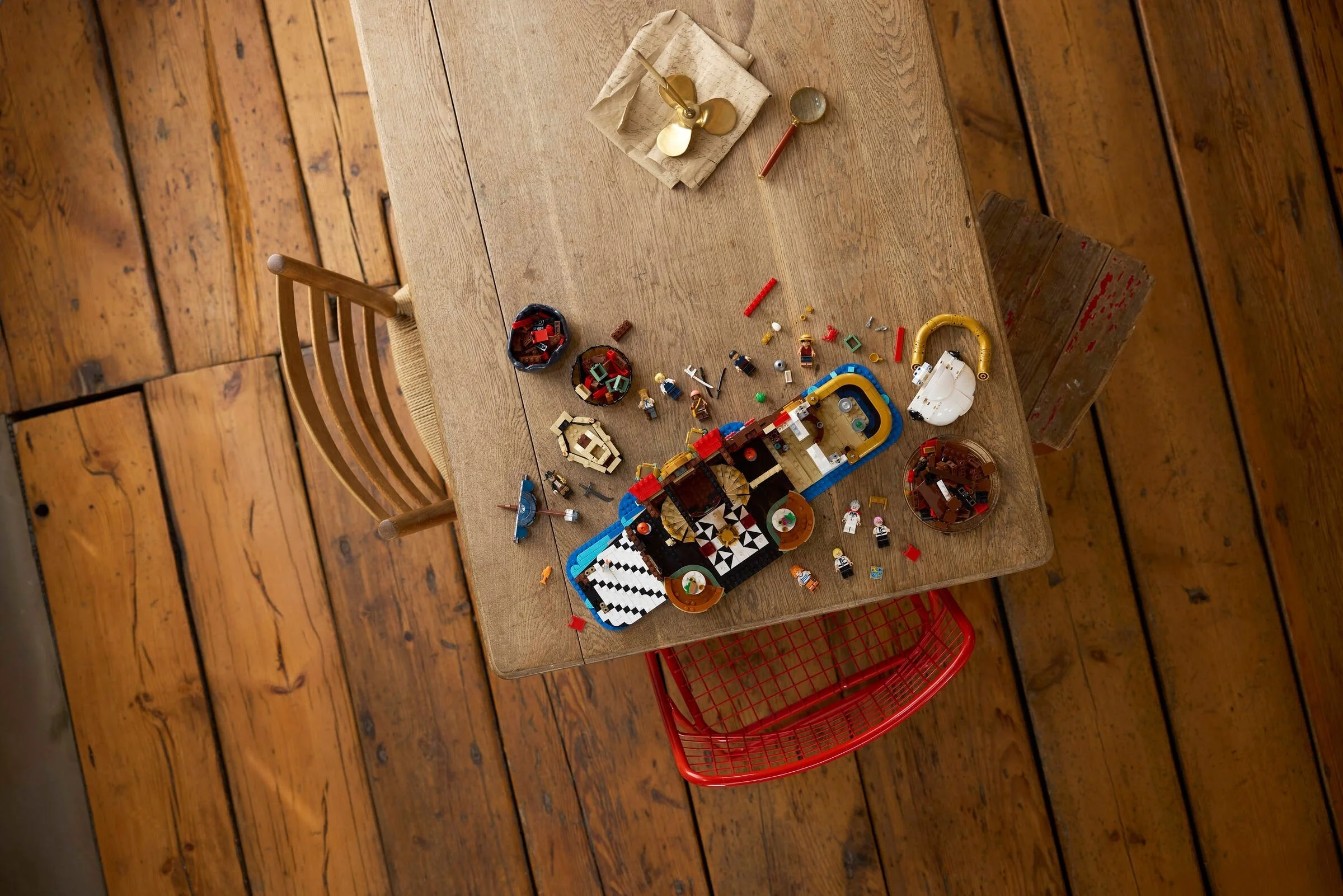 LEGO® 75640 Pływająca restauracja Baratie - zdjęcie 7