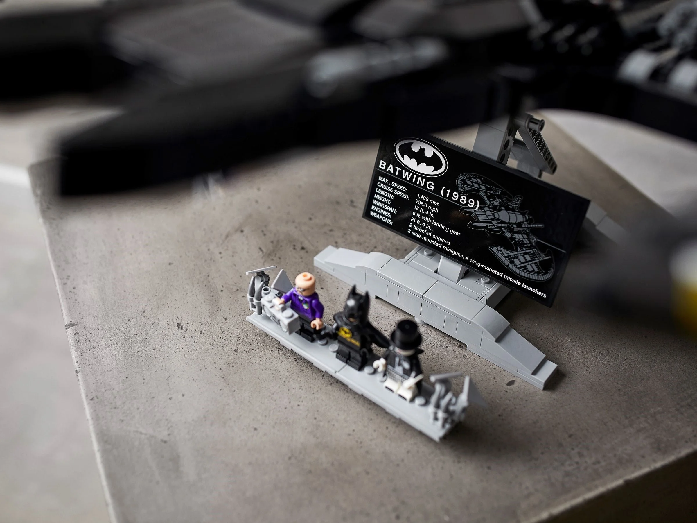 LEGO® 76161 Super Heroes Samolot Batwing z 1989 Roku - zdjęcie 18