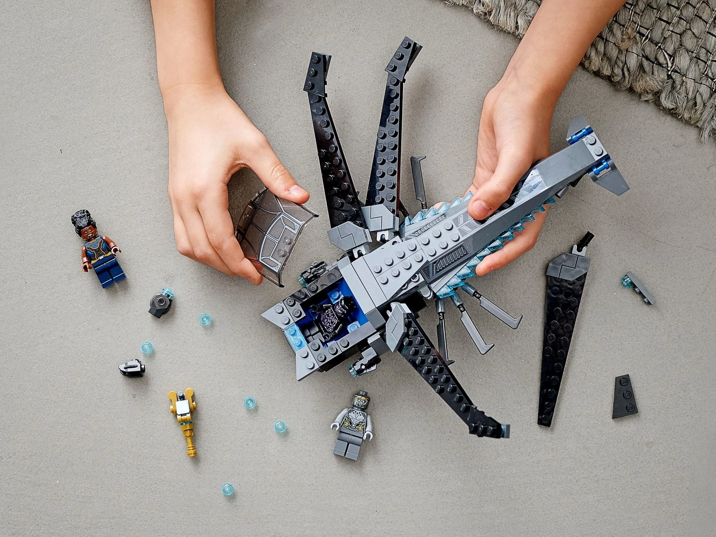 LEGO® 76186 Zestaw Lego Marvel Heroes Helikopter Bojowy Czarnej Pantery - zdjęcie 8