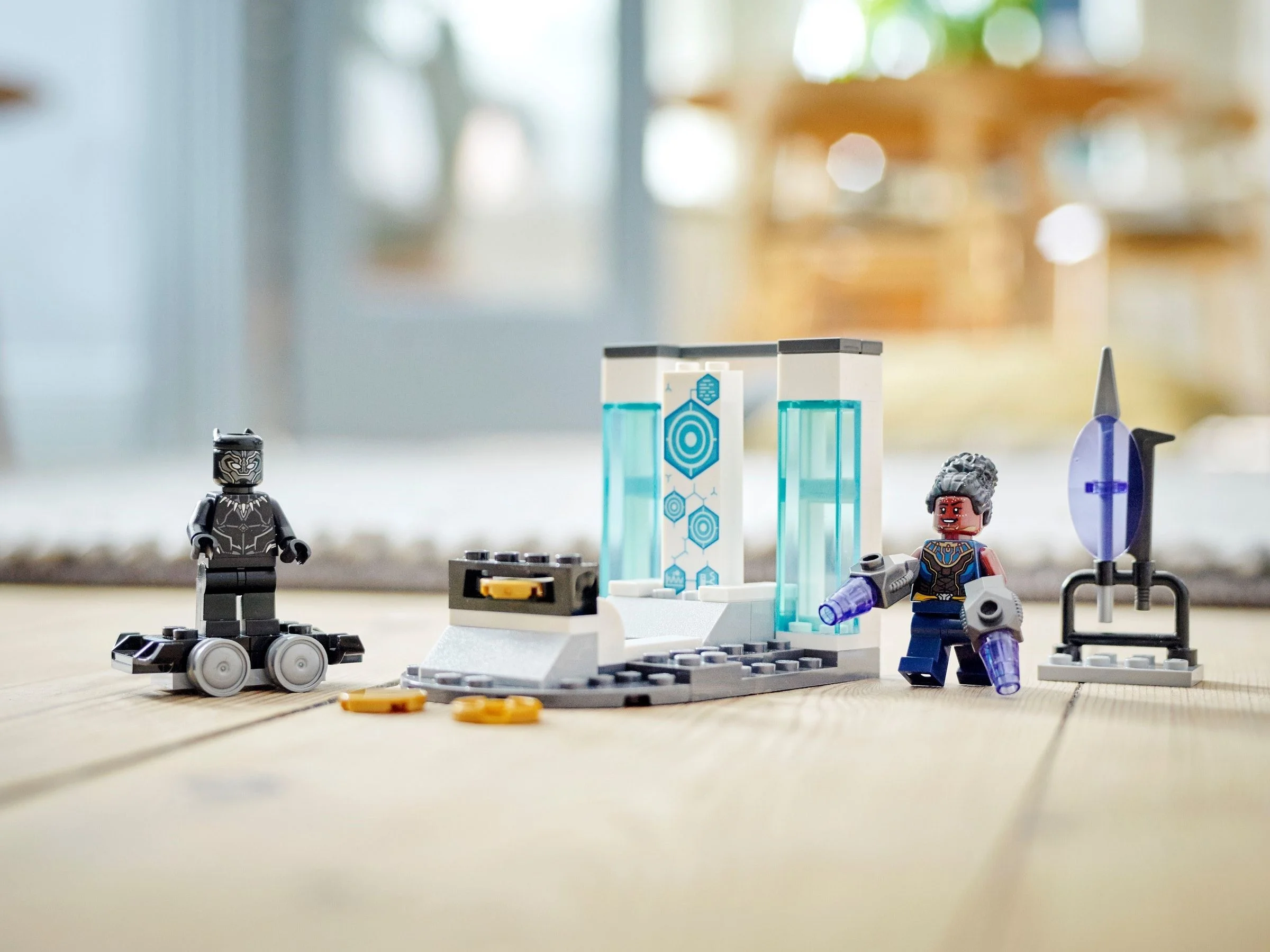 LEGO® 76212 Heroes Laboratorium Shuri - zdjęcie 4