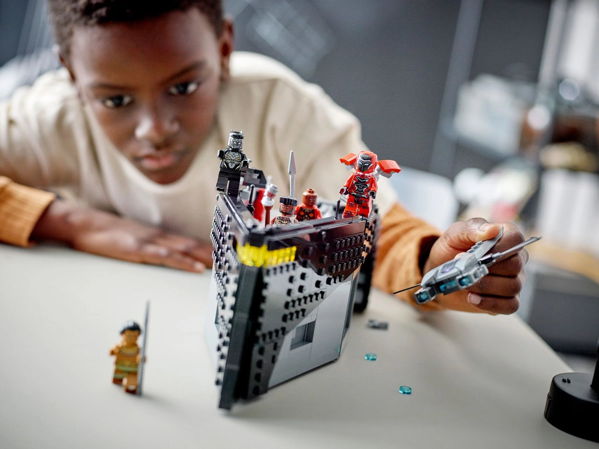 LEGO® 76214 Marvel Czarna Pantera: wojna na wodzie na święta - zdjęcie 8