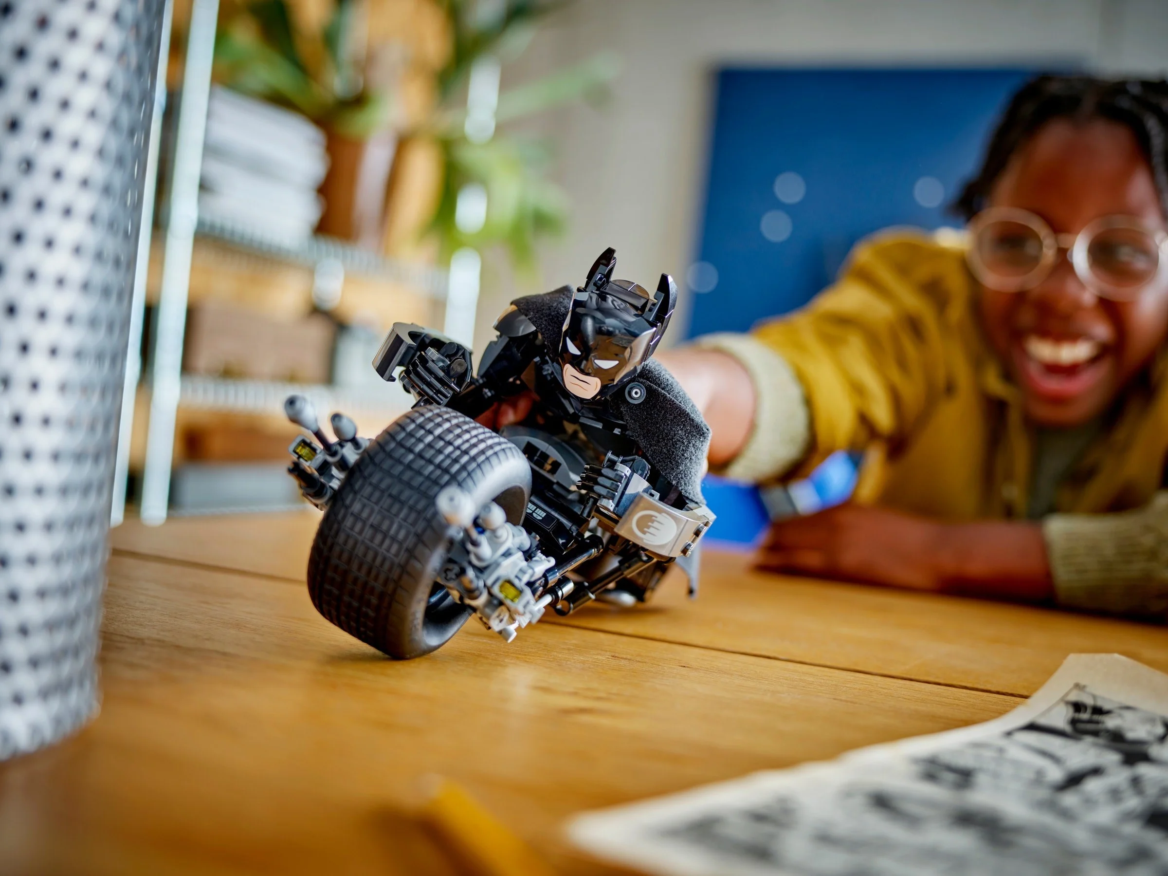 LEGO® 76273 Figurka Batmana do zbudowania i batcykl - zdjęcie 9