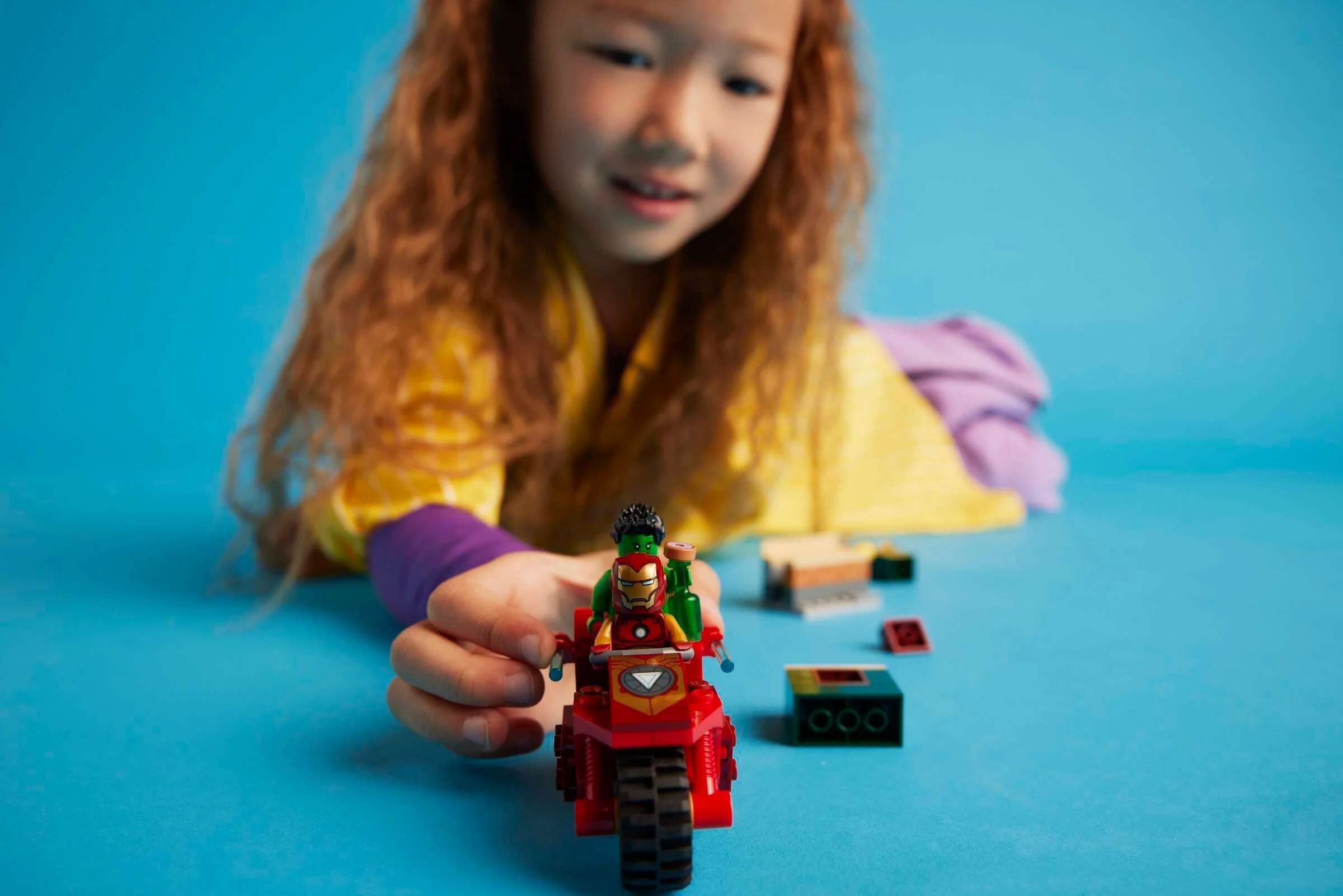 LEGO® 76287 Outlet Lego Marvel Iron Man z motocyklem i Hulk - zdjęcie 5