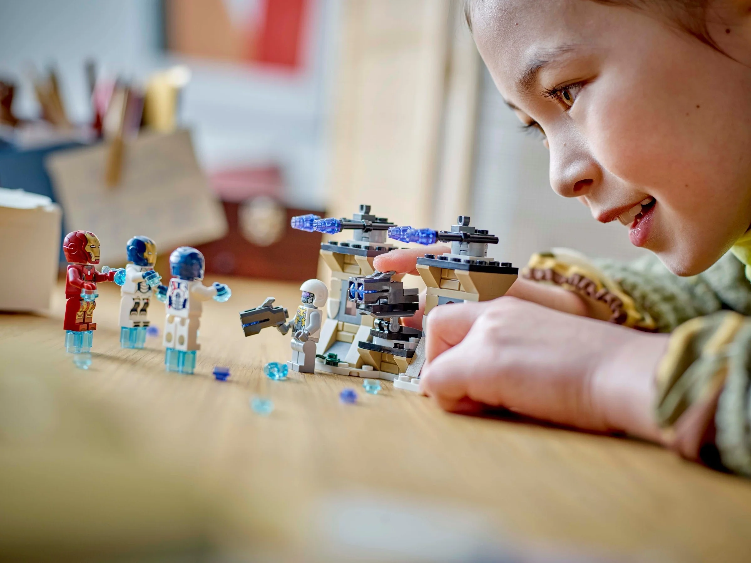 LEGO® 76288 Iron Man i Iron Legion Kontra Żołnierz Hydry - zdjęcie 4