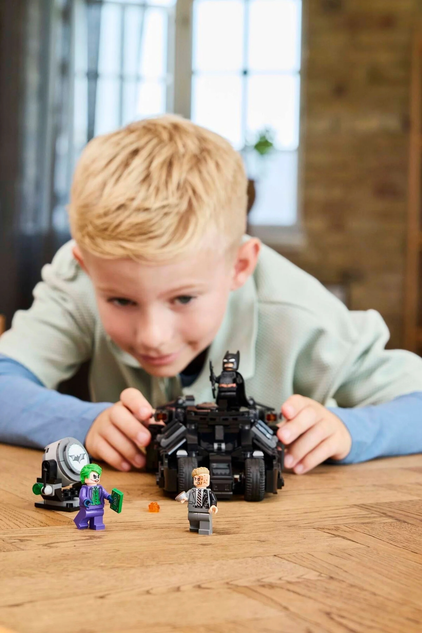 LEGO® 76303 Tumbler Batmana kontra Dwie Twarze i Joker - zdjęcie 4