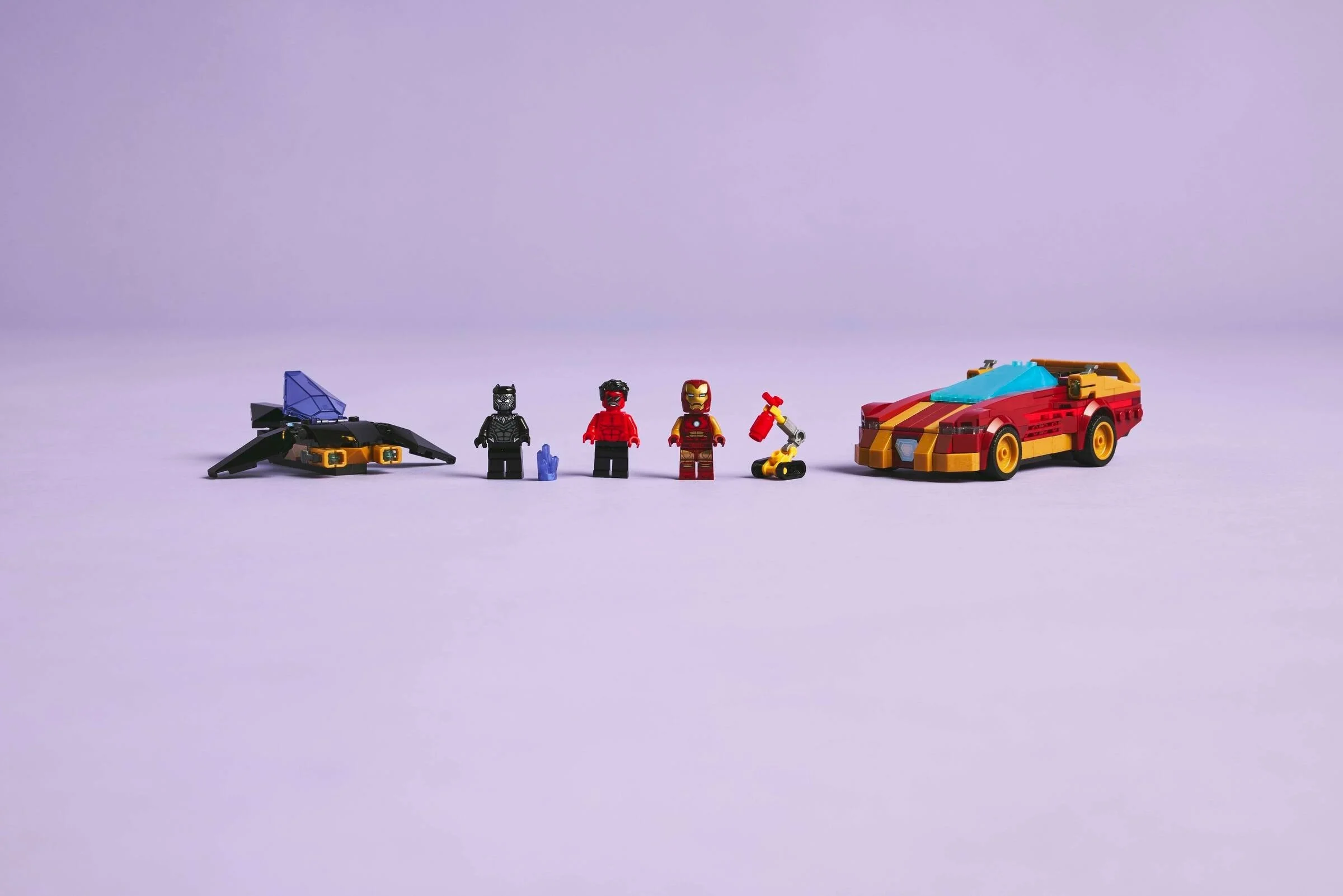 LEGO® 76310 Auto Iron Mana i Czarna Pantera kontra Czerwony Hulk - zdjęcie 6