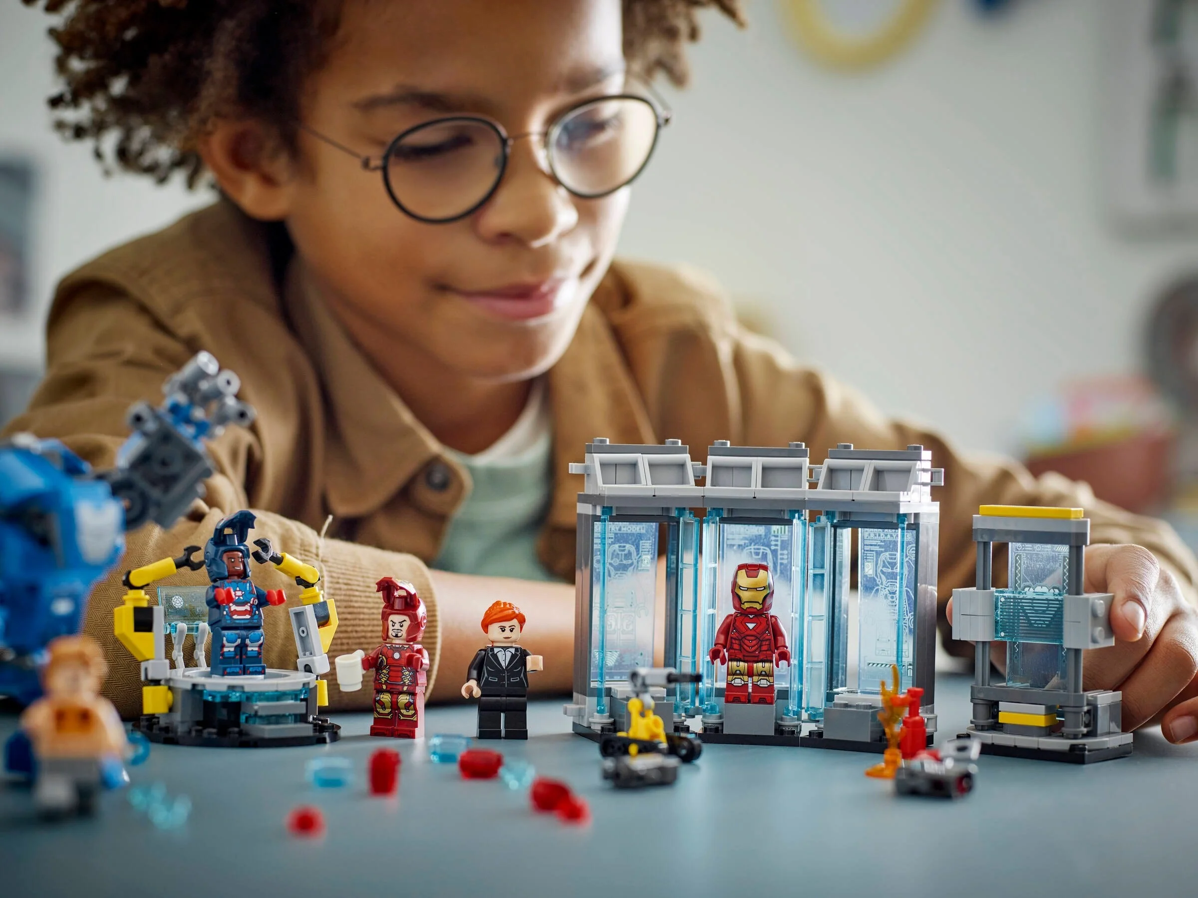 LEGO® 76315 Laboratorium Iron Mana: Zbrojownia - zdjęcie 6