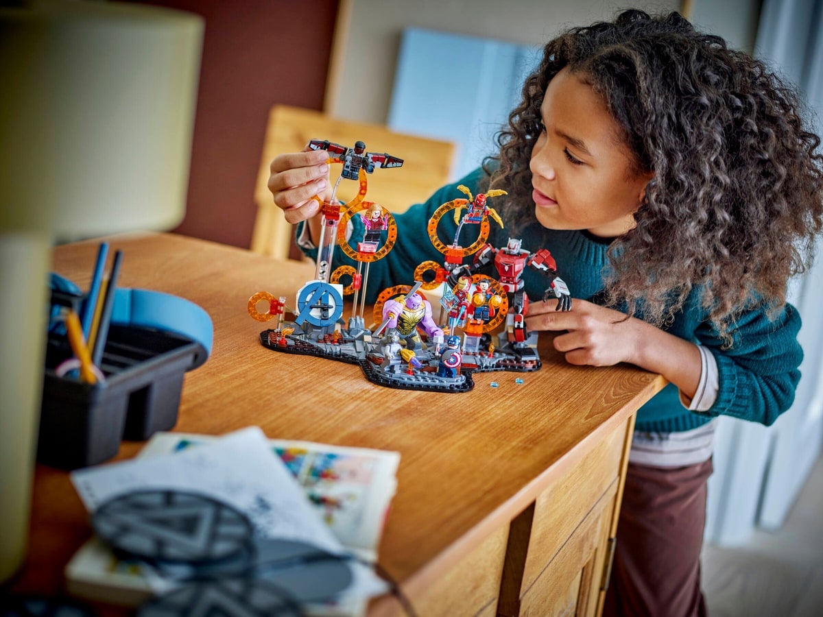 LEGO® 76323 Avengers: Koniec gry - ostateczna bitwa - zdjęcie 10