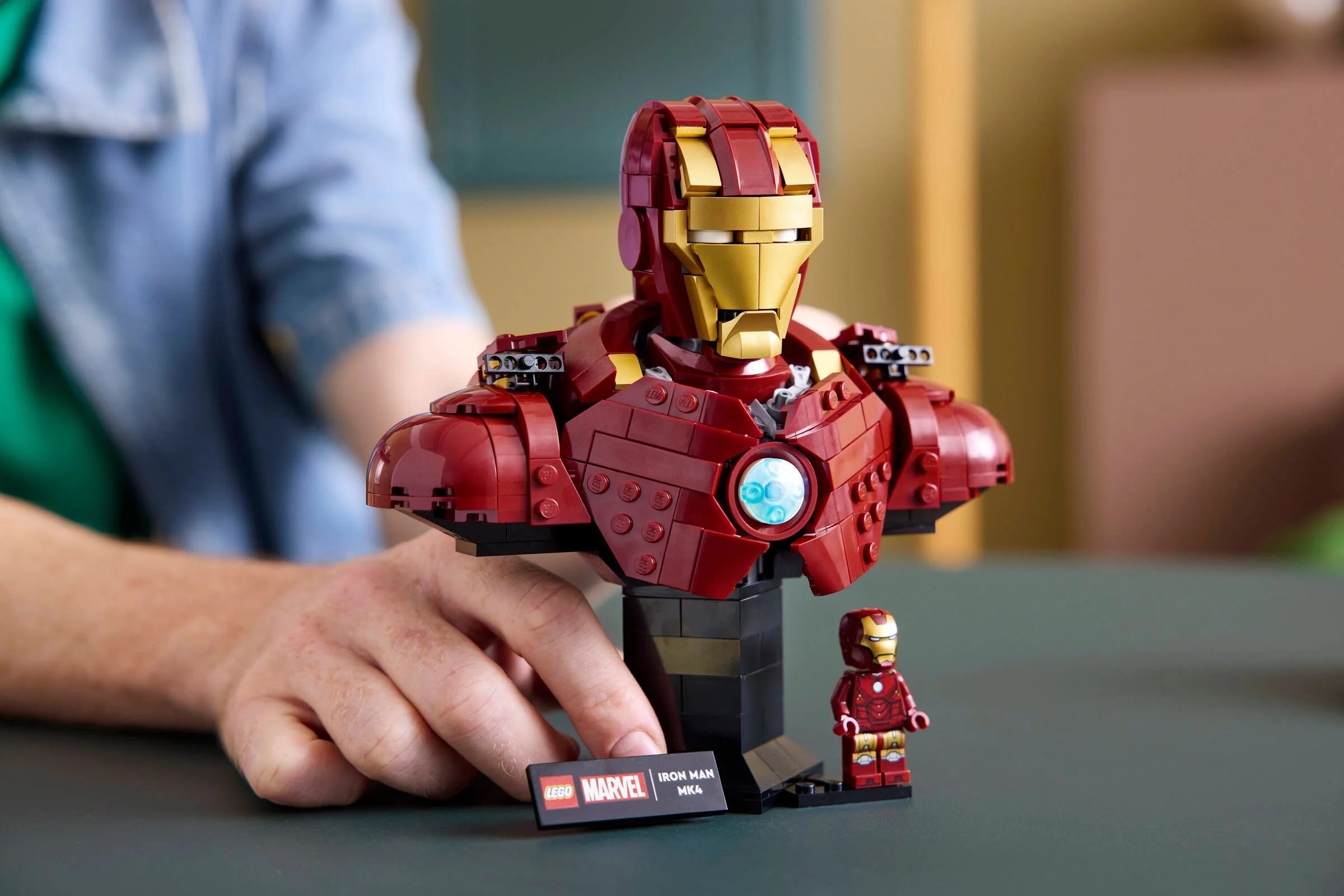 LEGO® 76327 Popiersie Iron Mana MK4 - zdjęcie 5