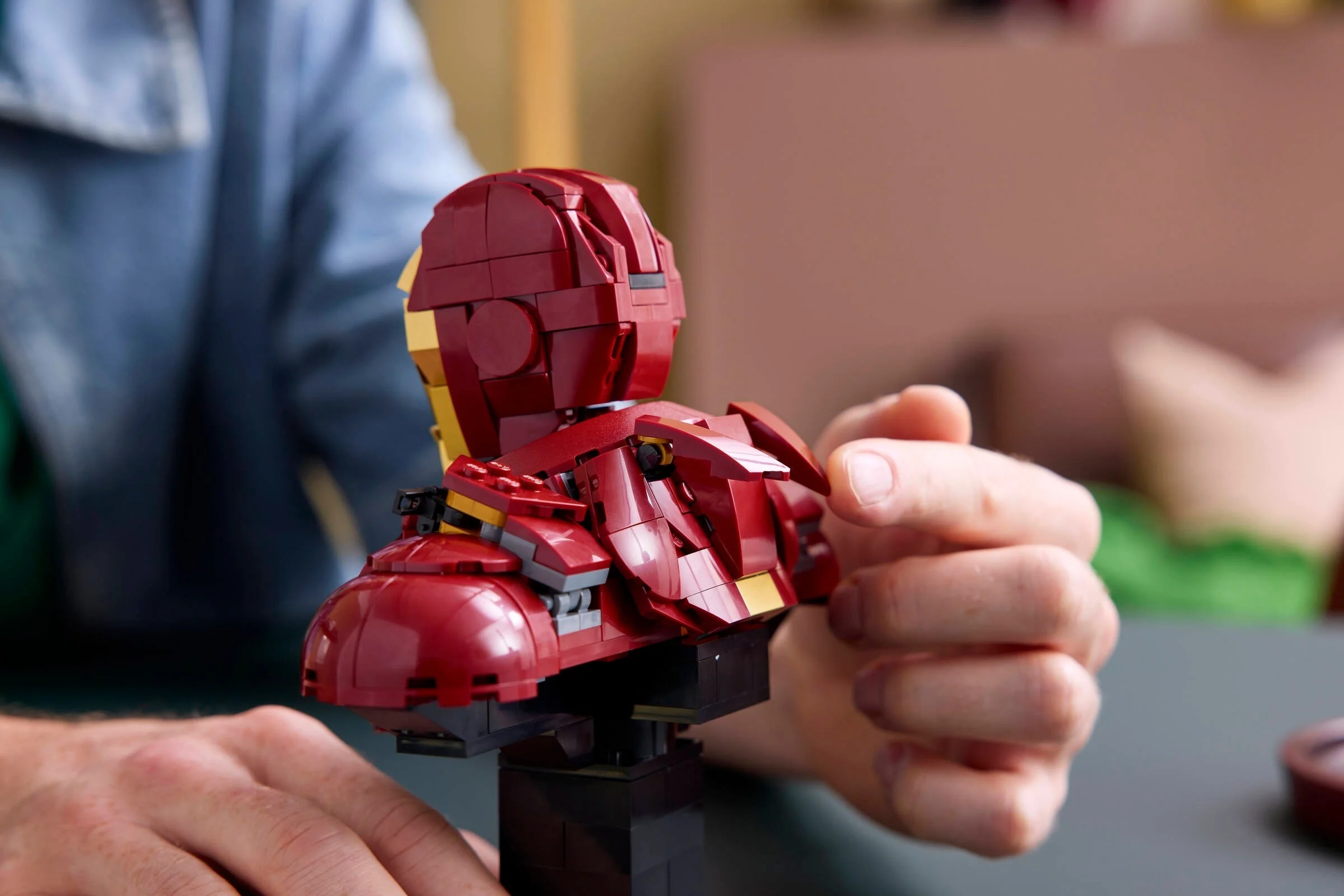 LEGO® 76327 Popiersie Iron Mana MK4 - zdjęcie 7