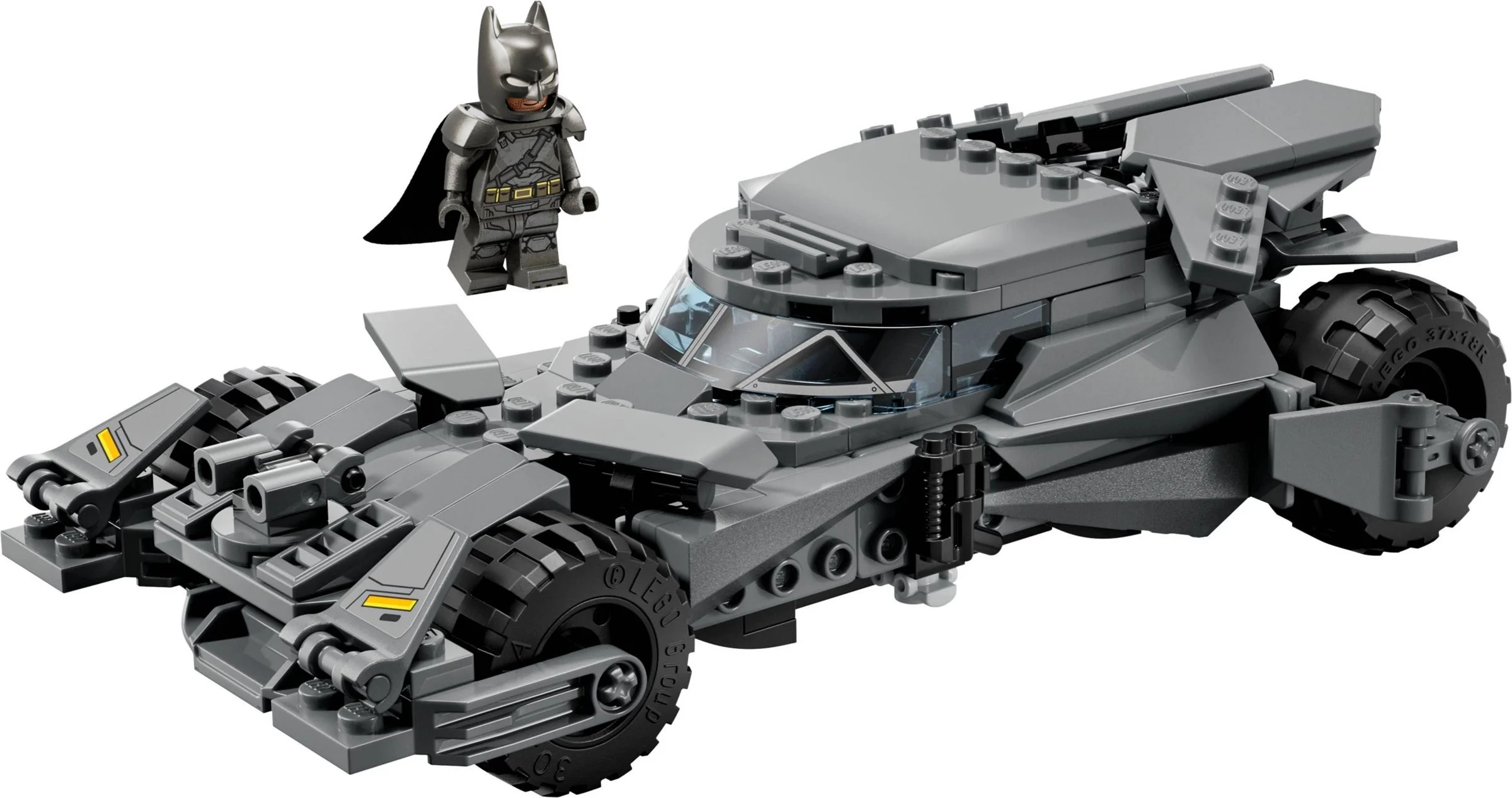 LEGO® 76331 Batmobil™ z filmu Batman v Superman™ - zdjęcie 7