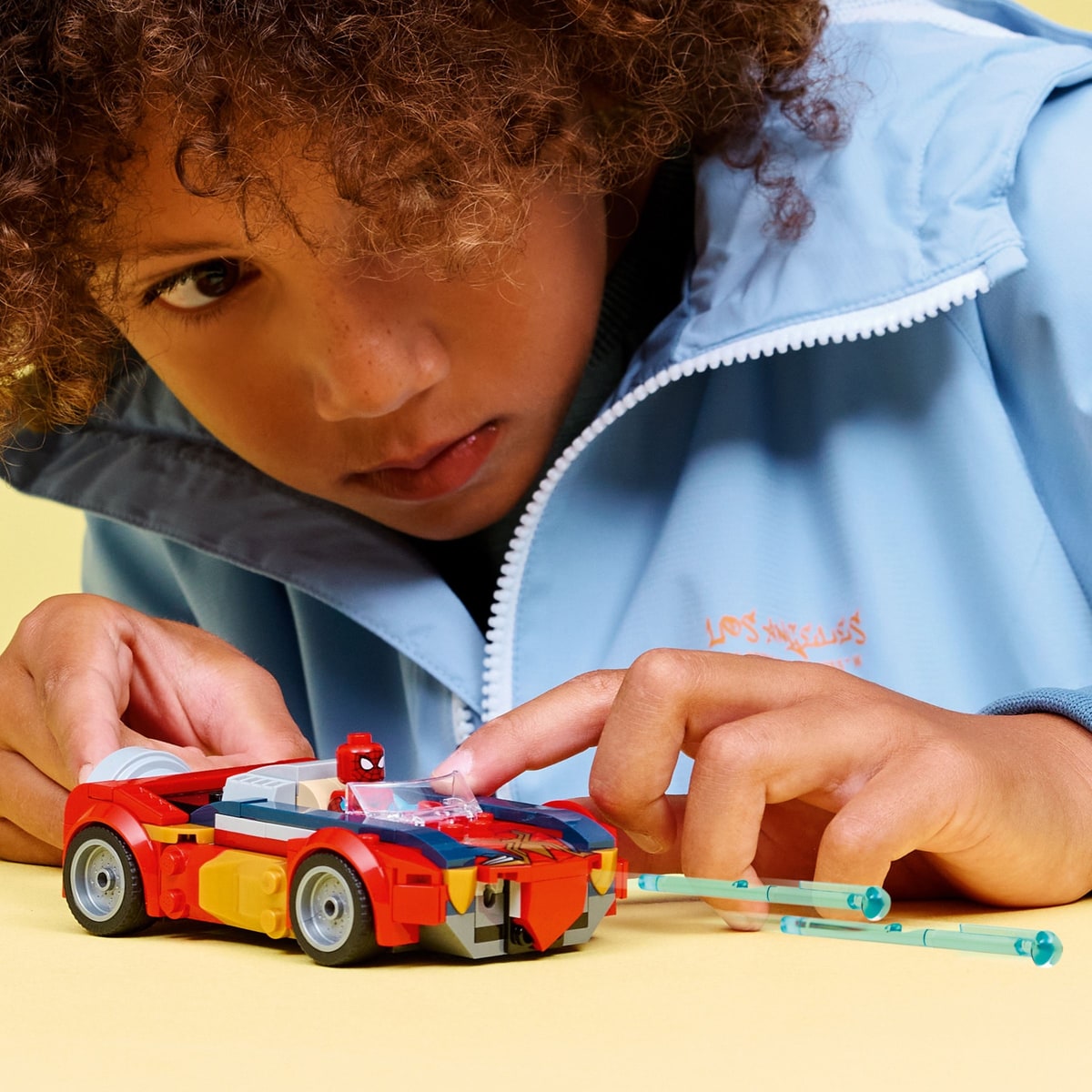 LEGO® 76336 Spider-Man w samochodzie kontra zvenomowany Wolverine - zdjęcie 17