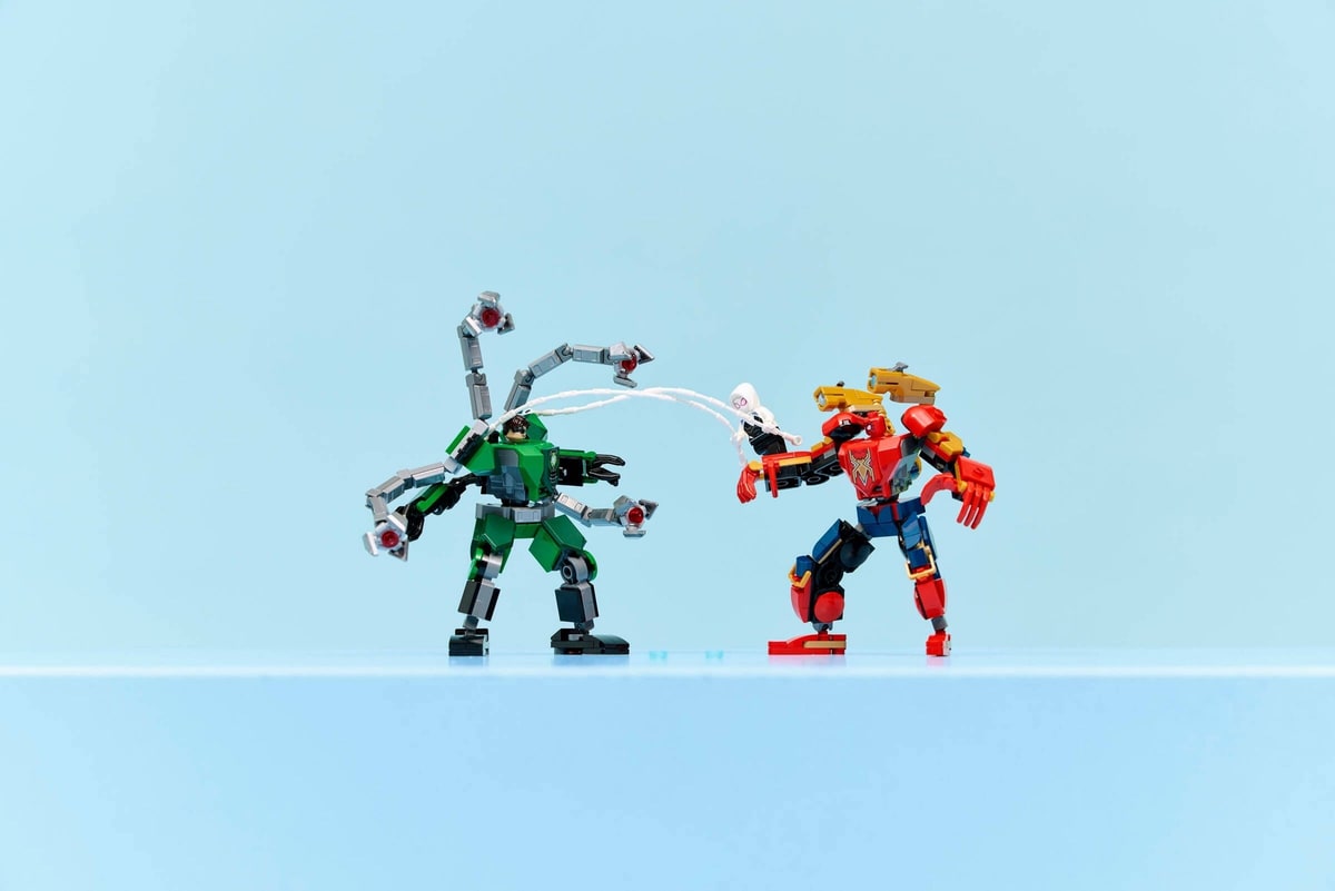 LEGO® 76338 Bitwa mechów: Spider-Man kontra Doc Ock - zdjęcie 14
