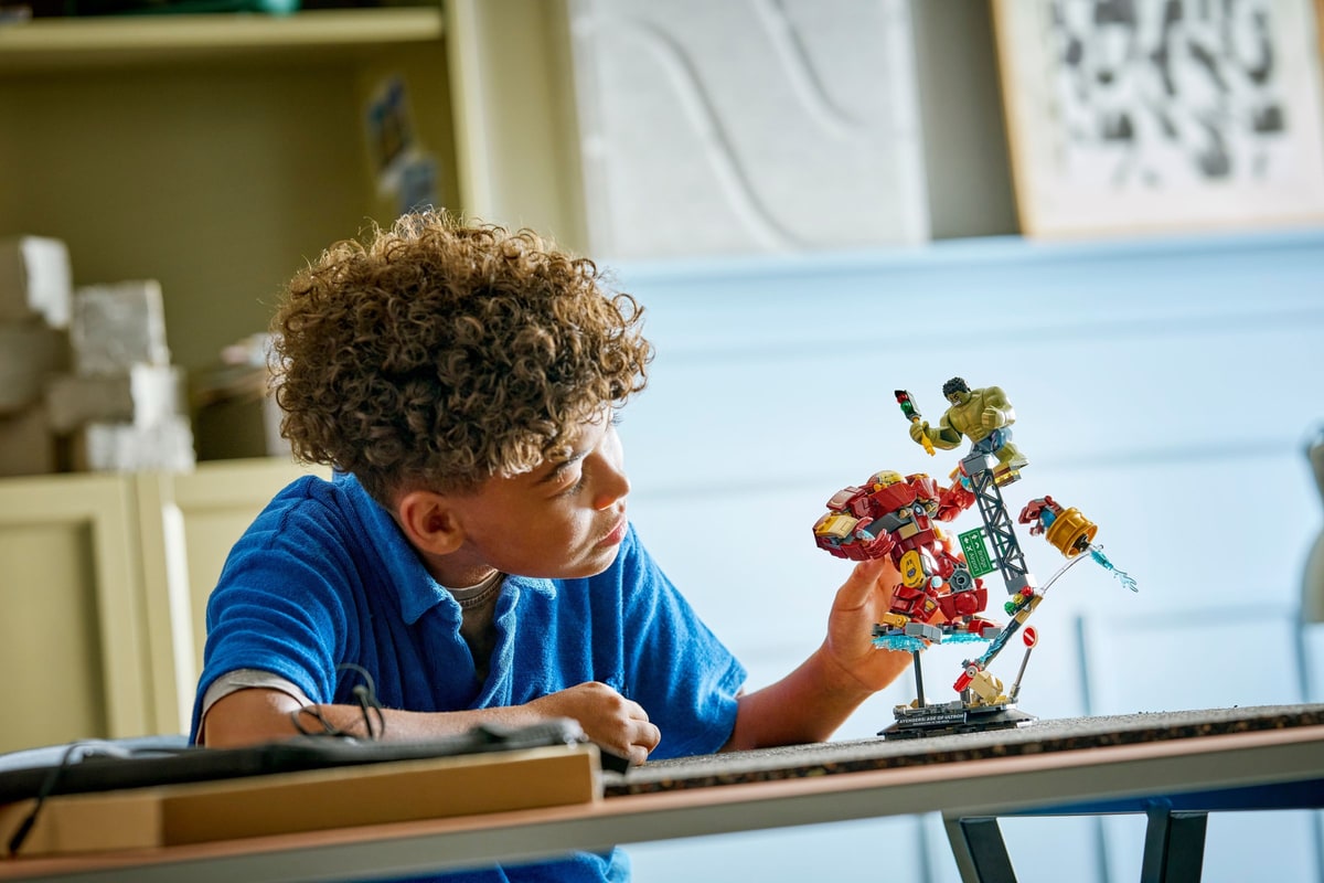 LEGO® 76343 Epicka bitwa: Hulkbuster kontra Hulk - zdjęcie 20