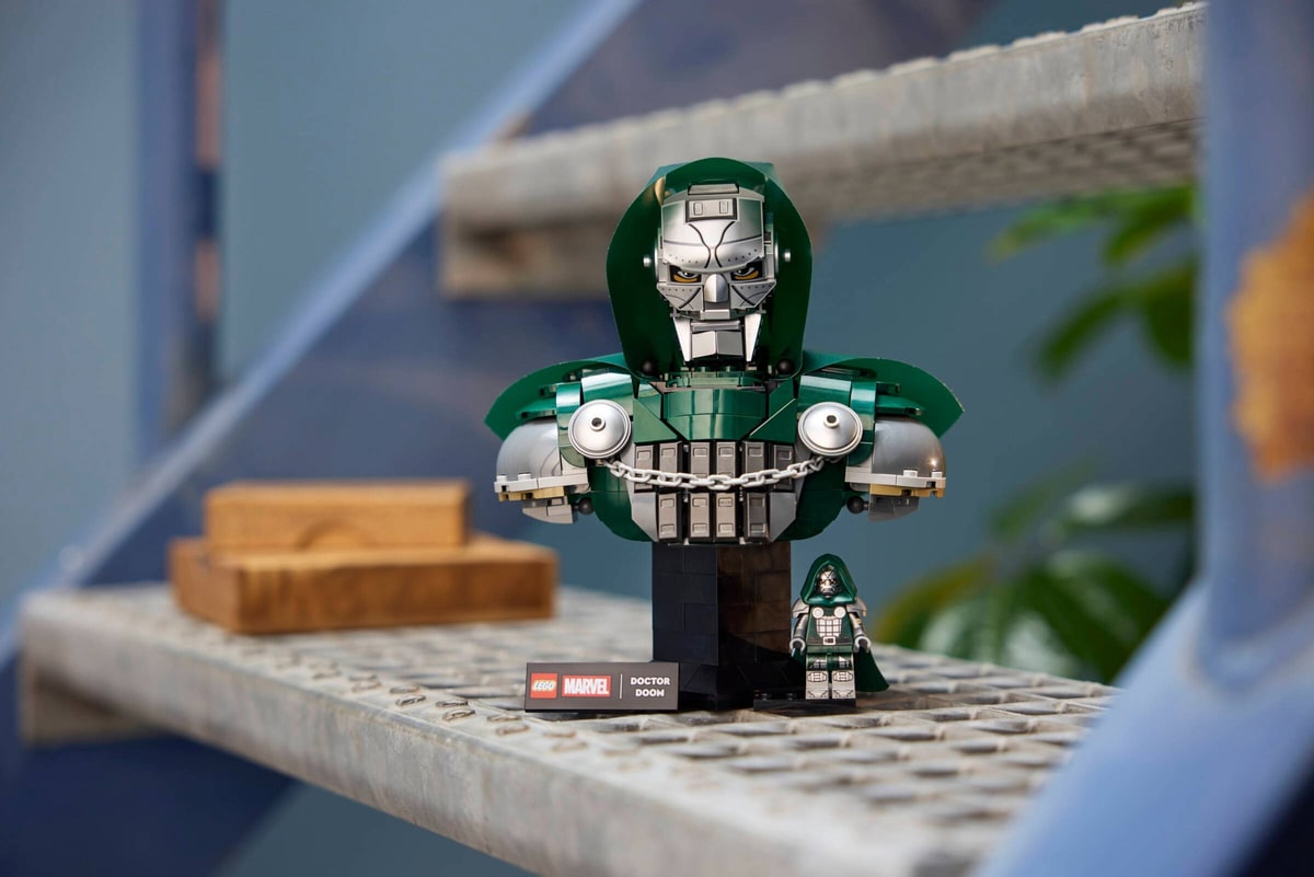 LEGO® 76345 Popiersie Doktora Dooma - zdjęcie 11