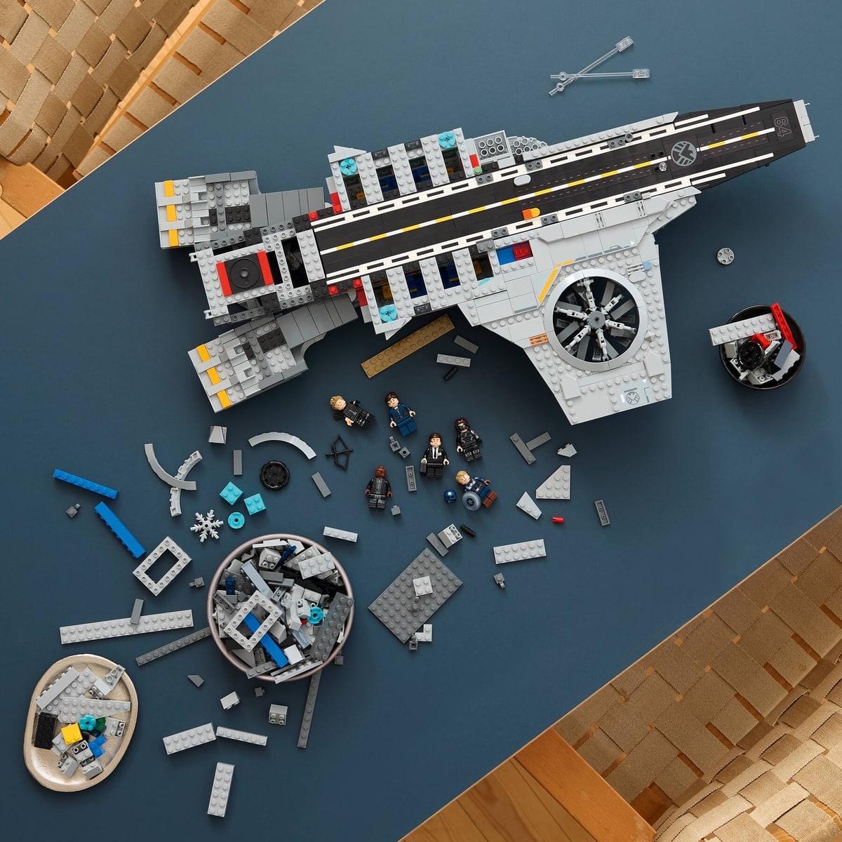 LEGO® 76354 Lotniskowiec T. A.R. C.Z. Y. - zdjęcie 25
