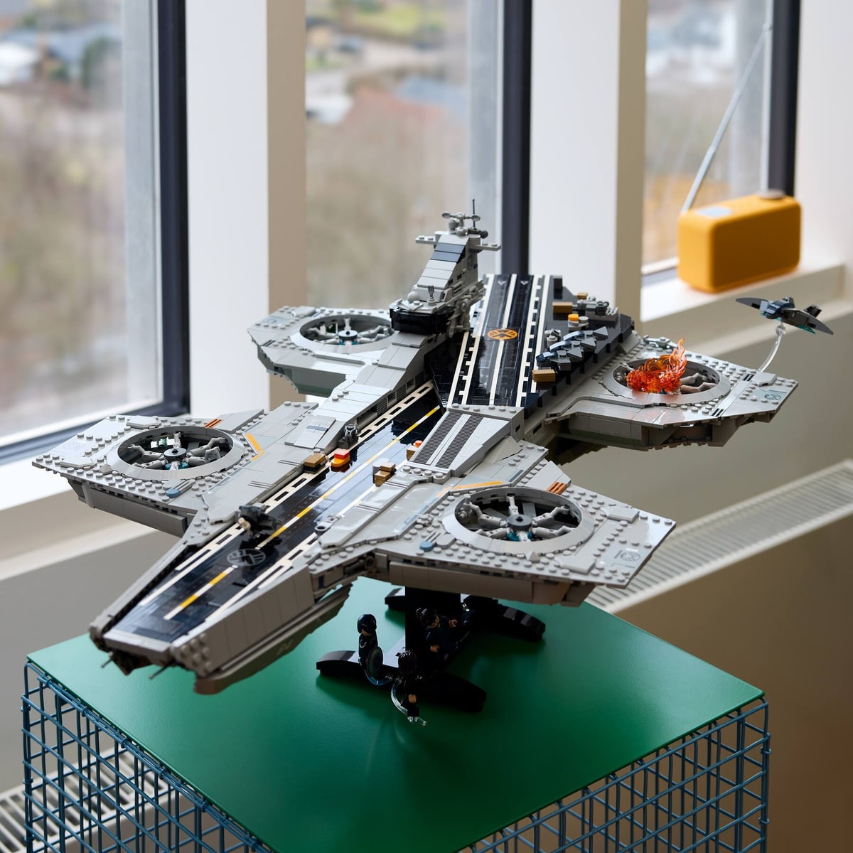 LEGO® 76354 Lotniskowiec T. A.R. C.Z. Y. - zdjęcie 33