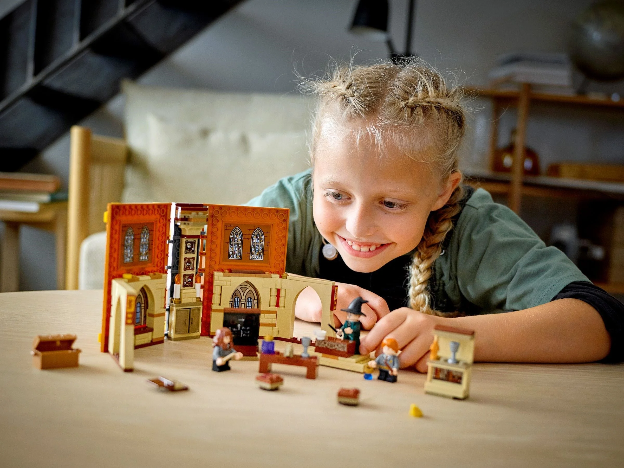 LEGO® 76382 Chwile z Hogwartu™: zajęcia z transfiguracji - zdjęcie 8