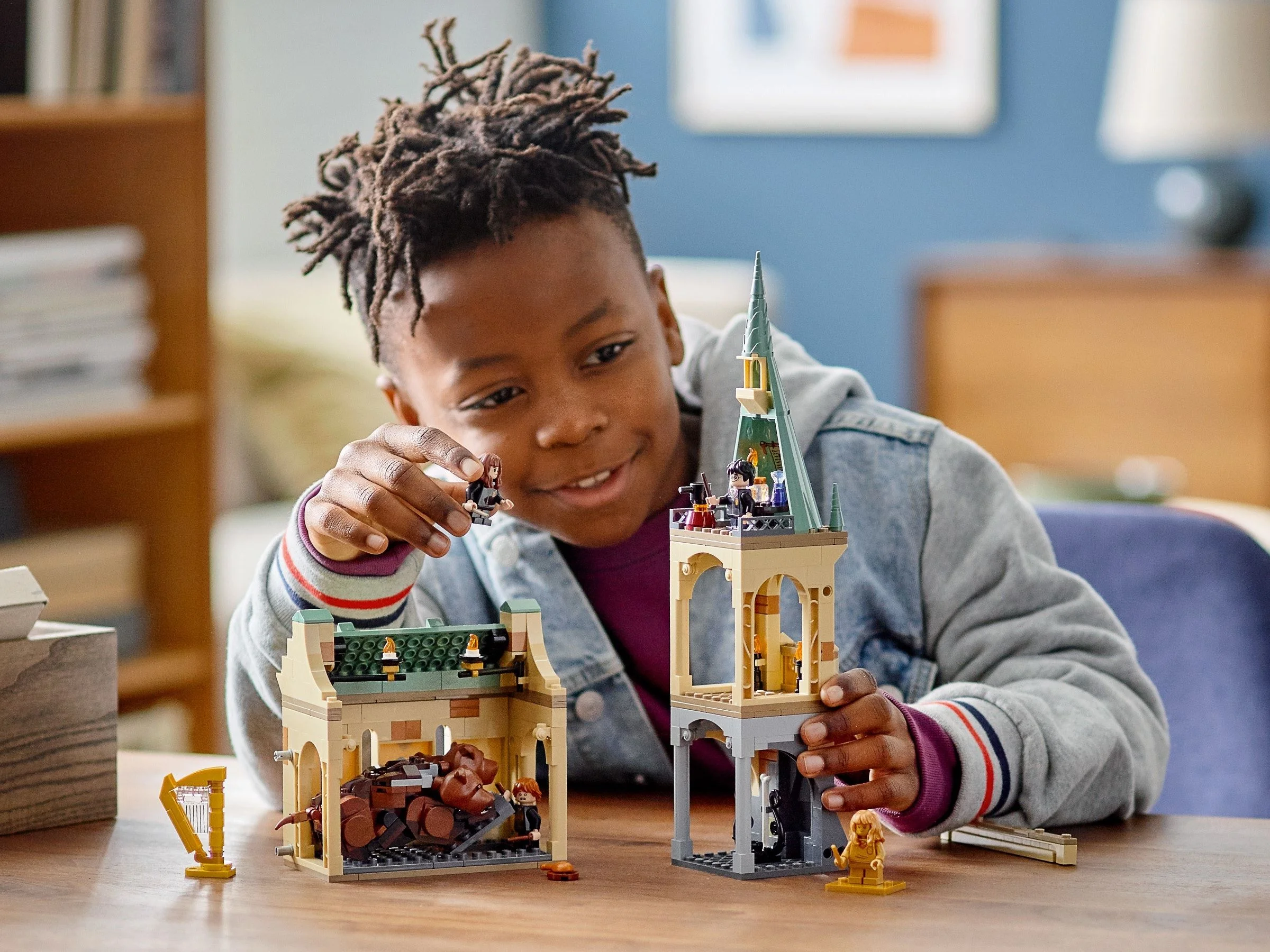 LEGO® 76387 Hogwart™: spotkanie z Puszkiem - zdjęcie 9