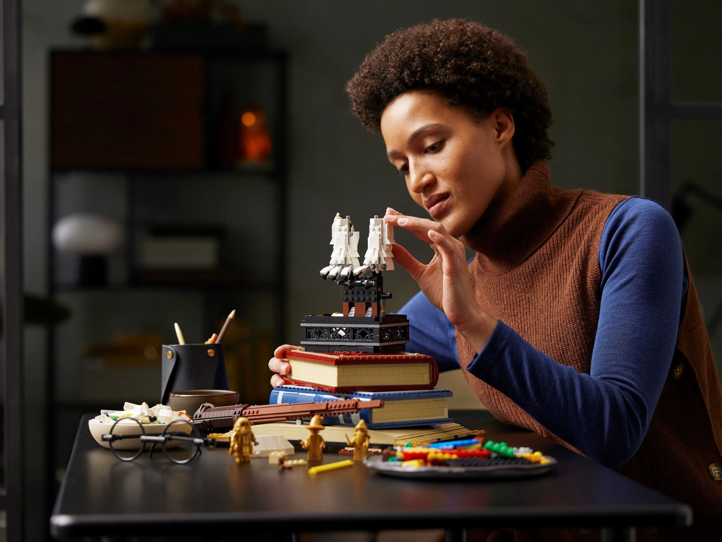 LEGO® 76391 Harry Potter Ikony Hogwartu — edycja kolekcjonerska - zdjęcie 15