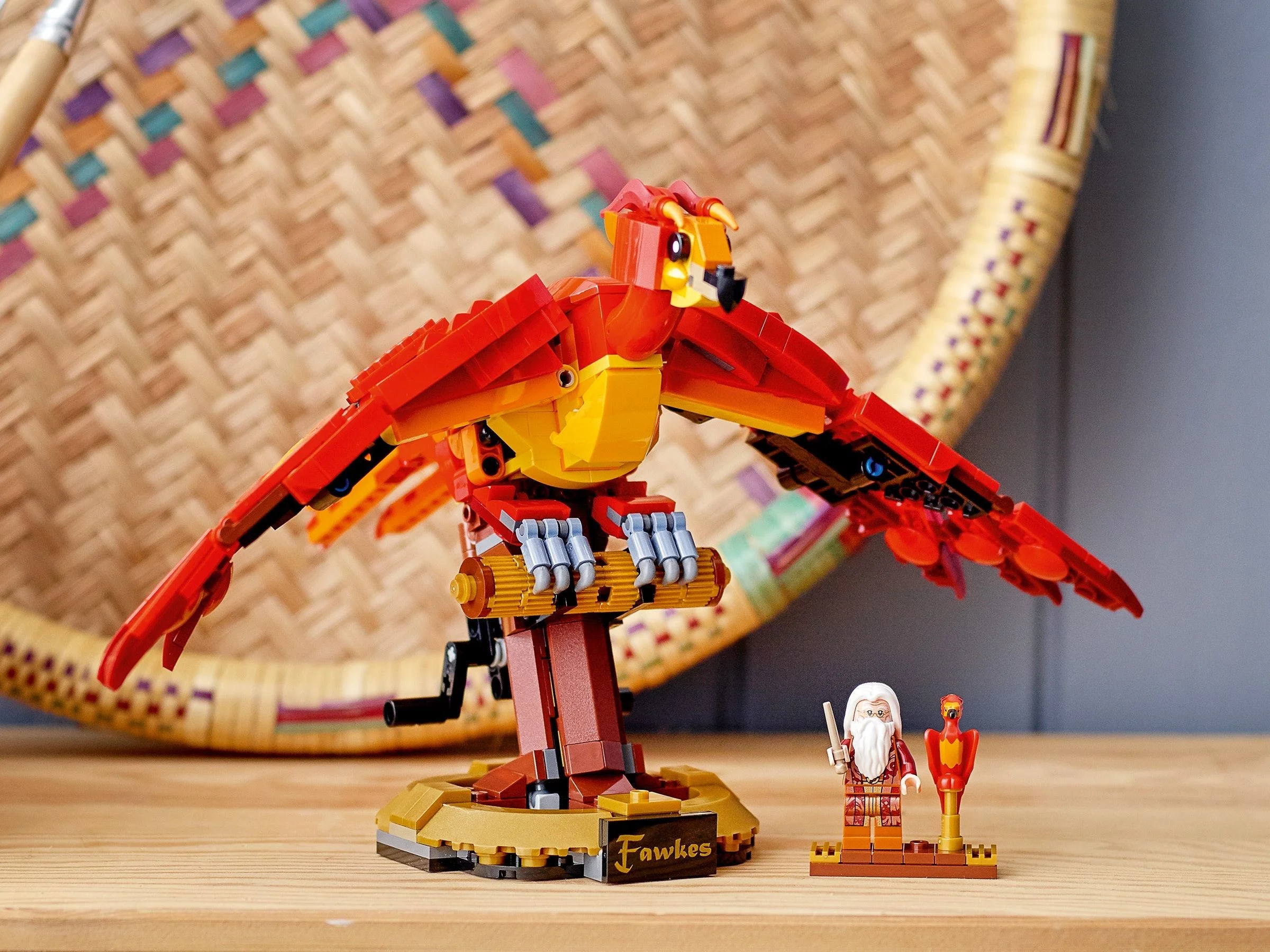 LEGO® 76394 Harry Potter Fawkes, feniks Dumbledore'a - zdjęcie 8