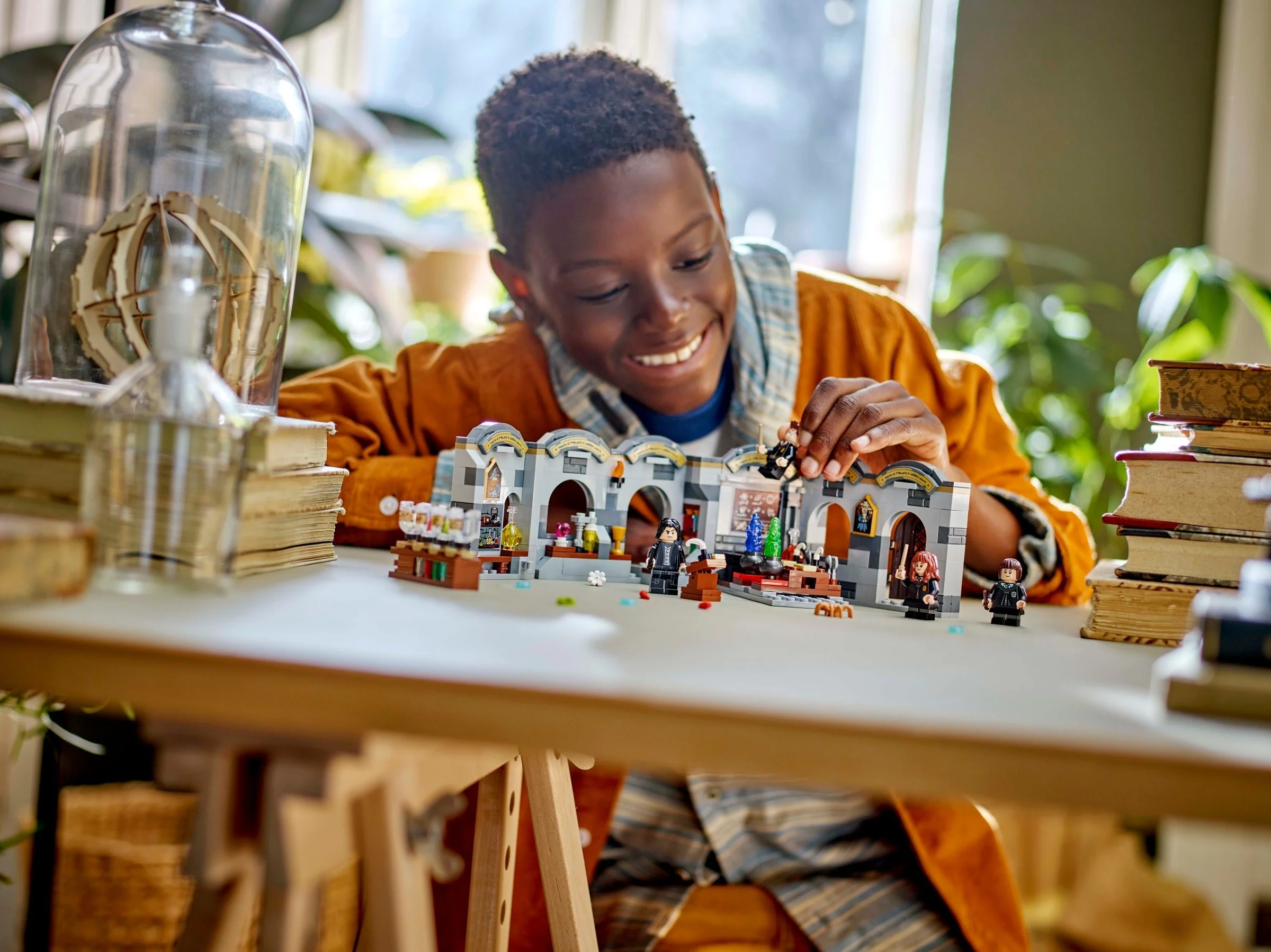 LEGO® 76431 Zamek Hogwart™: Zajęcia z eliksirów - zdjęcie 8