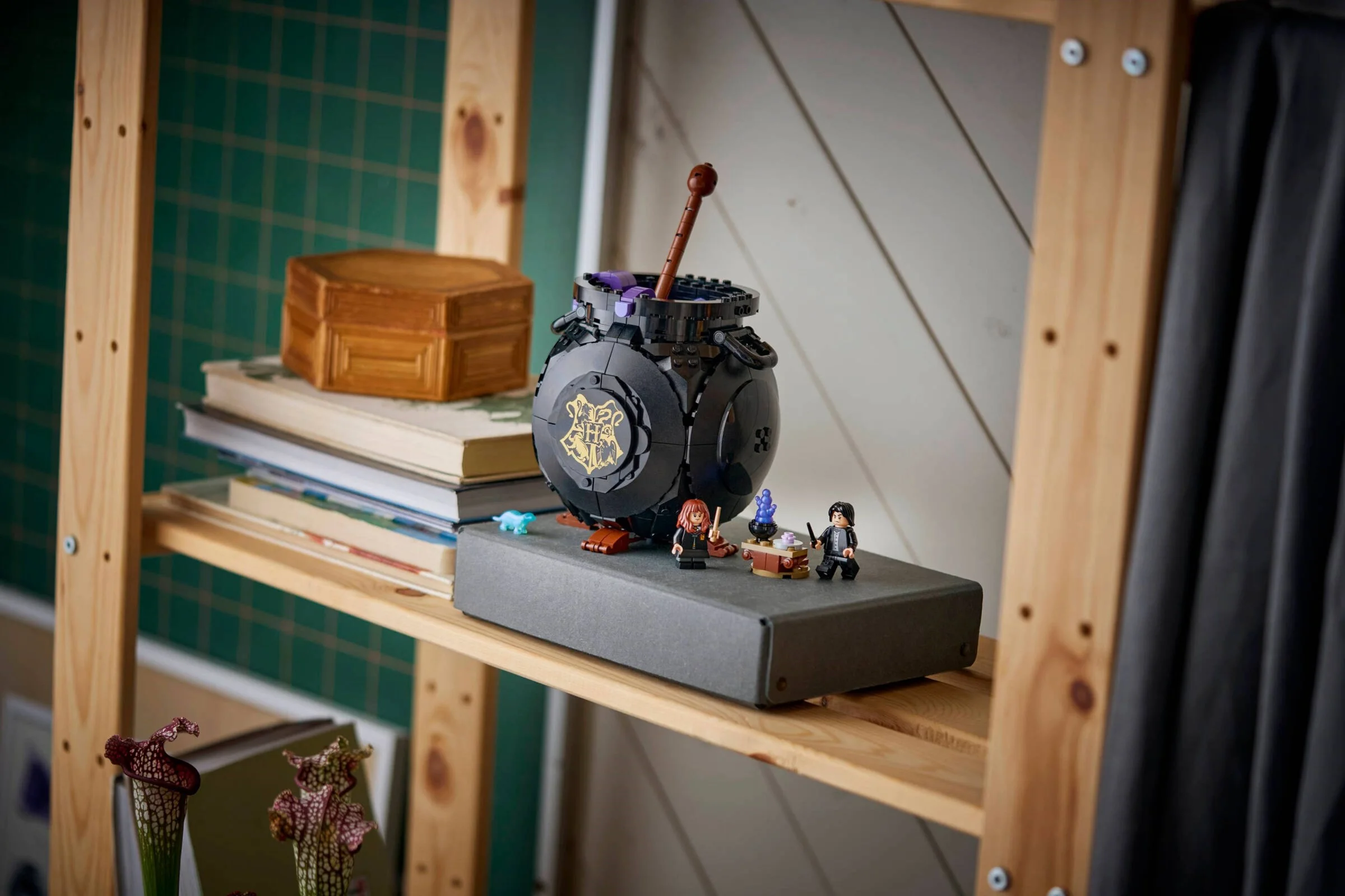 LEGO® 76464 Kociołek: Sekretna Sala Zajęć z Eliksirów - zdjęcie 8