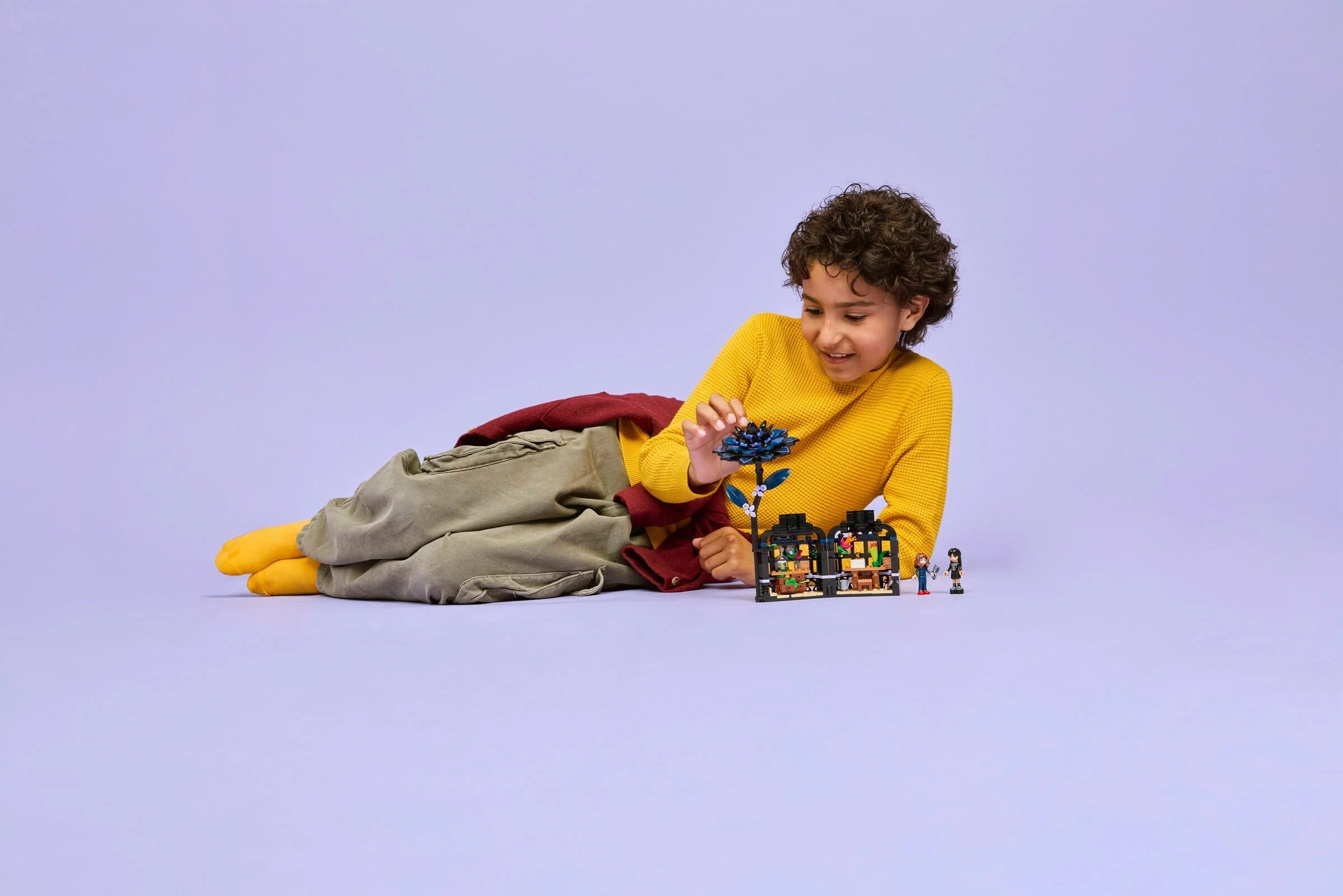 LEGO® 76784 Kwiat czarnej dalii - zdjęcie 7
