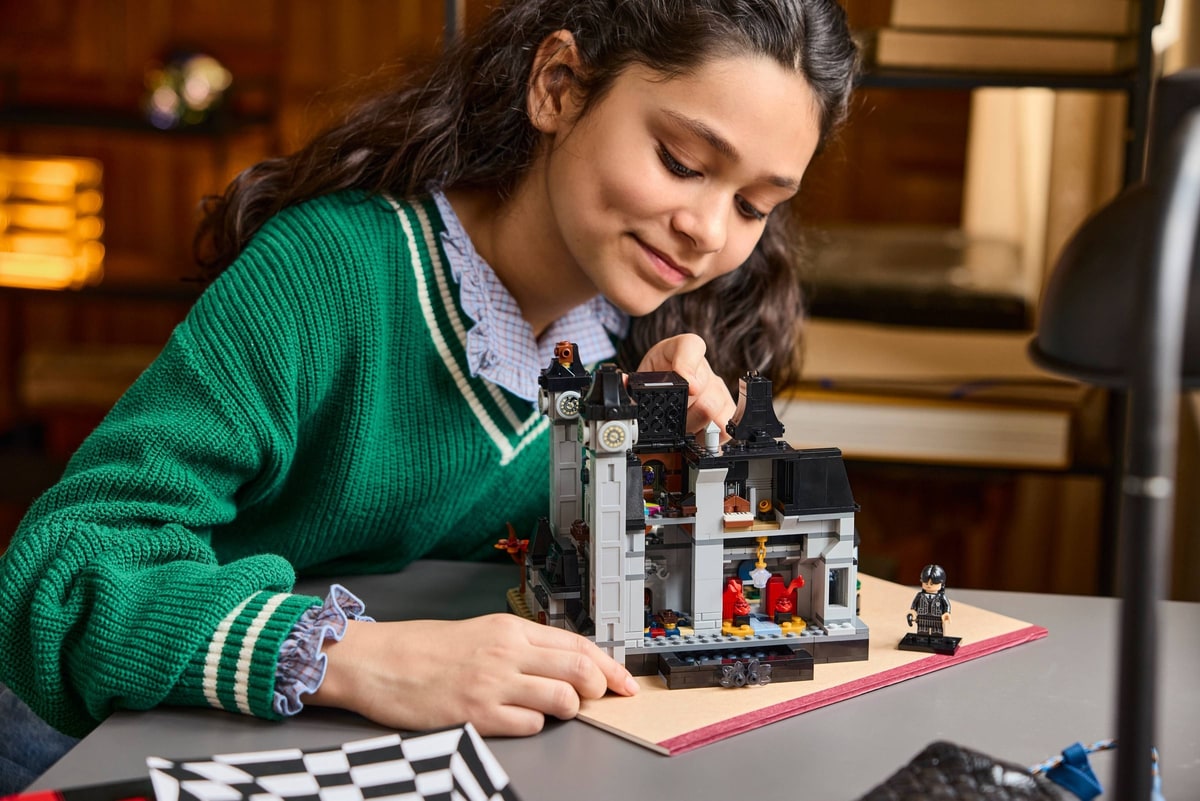LEGO® 76788 Akademia Nevermore - zdjęcie 7