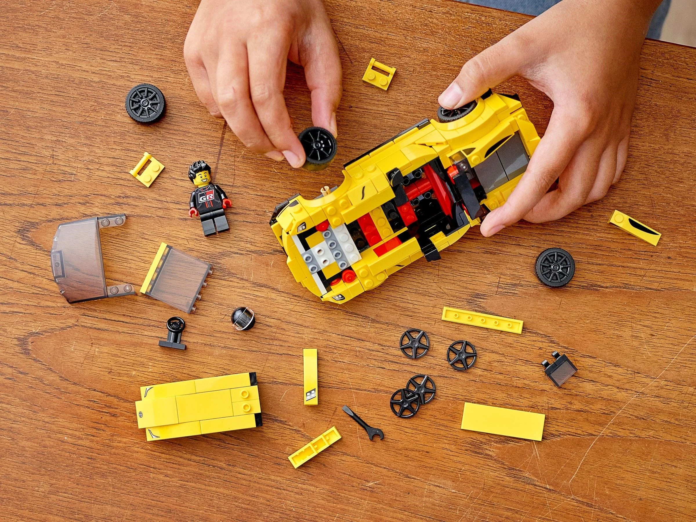 LEGO® 76901 Speed Champions Toyota GR Supra - zdjęcie 8